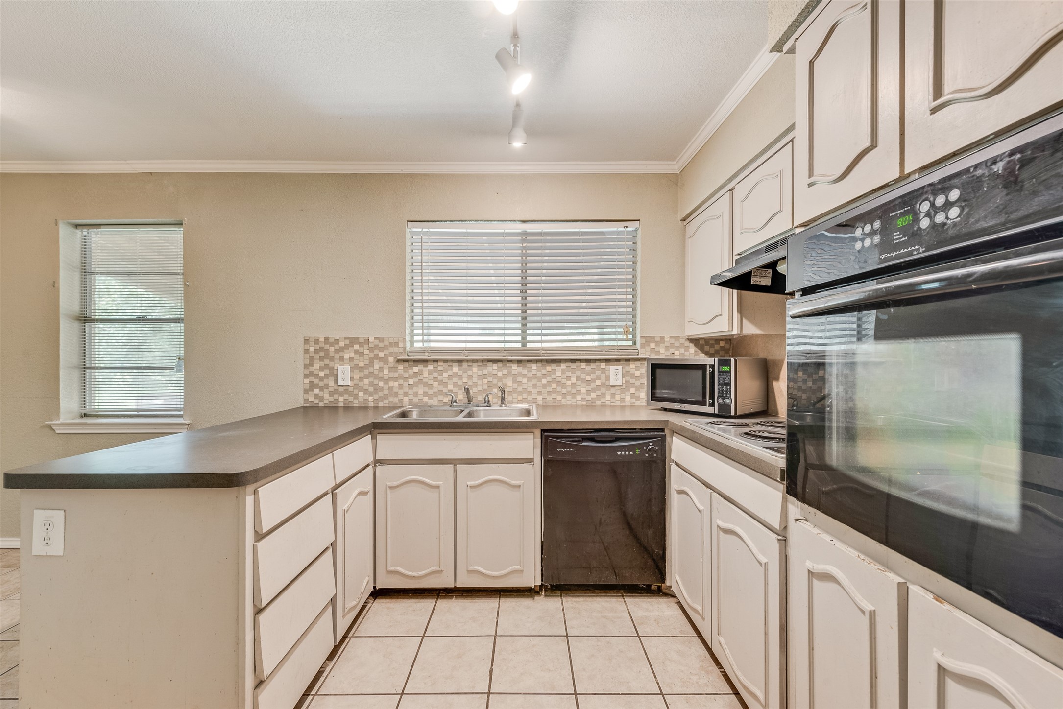 2510 Coulee Street Irving TX 75062