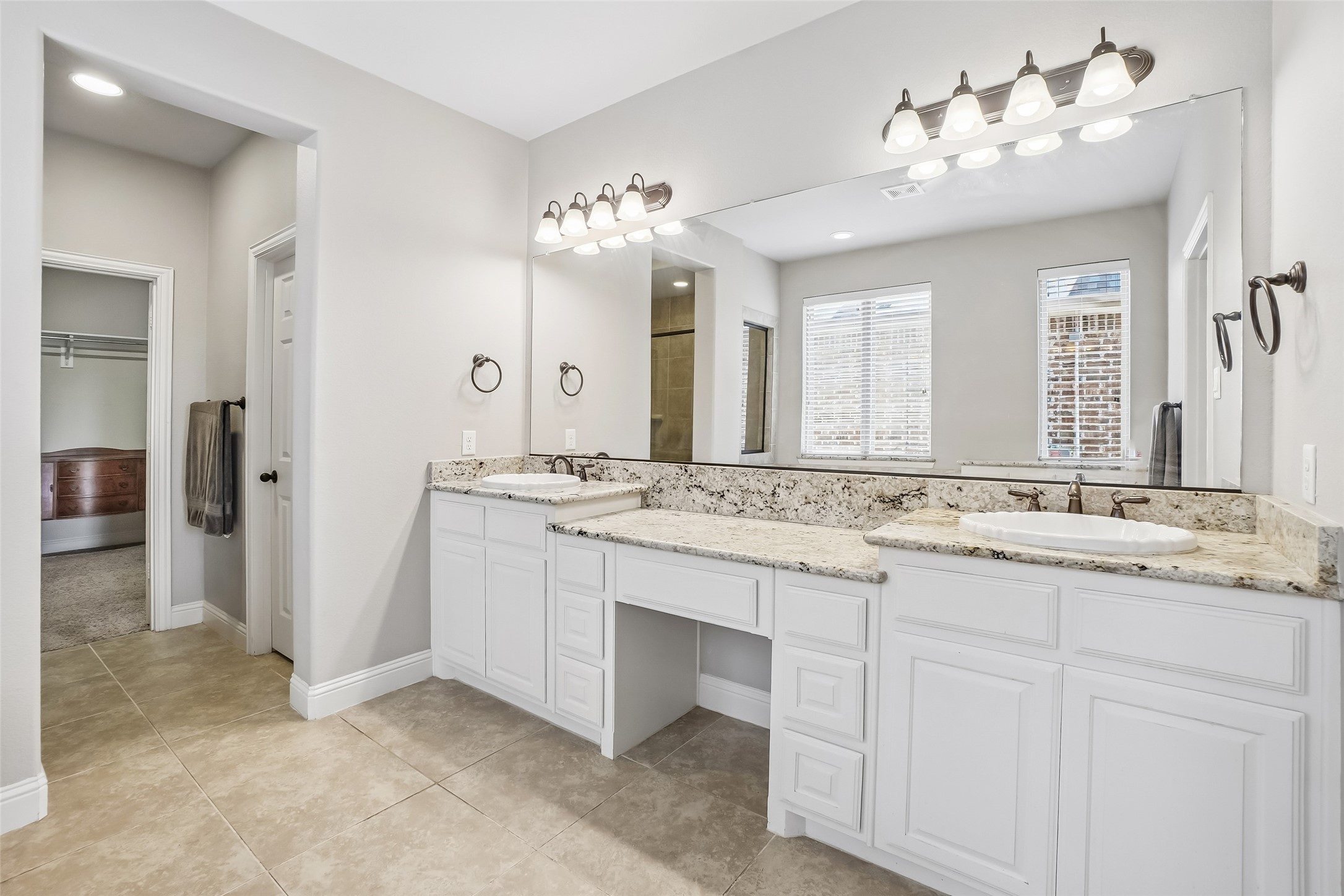 3508 Ladybank The Colony TX 75056