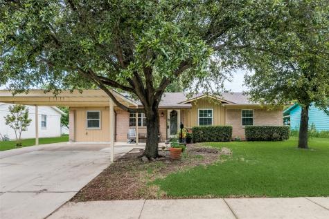 331 Brook Cove Lane Lewisville TX 75067