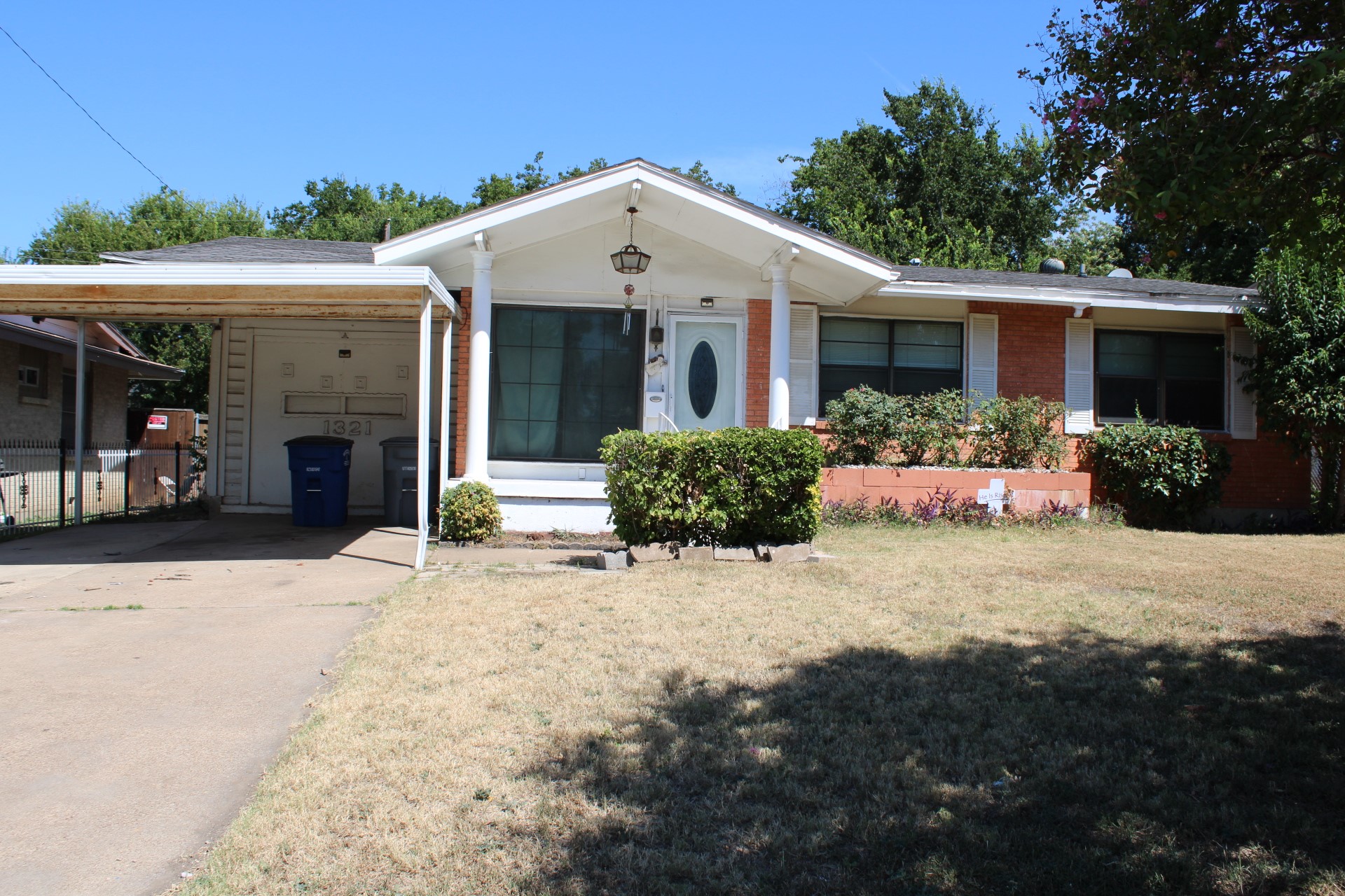 1321 Adelaide Drive Dallas TX 75216