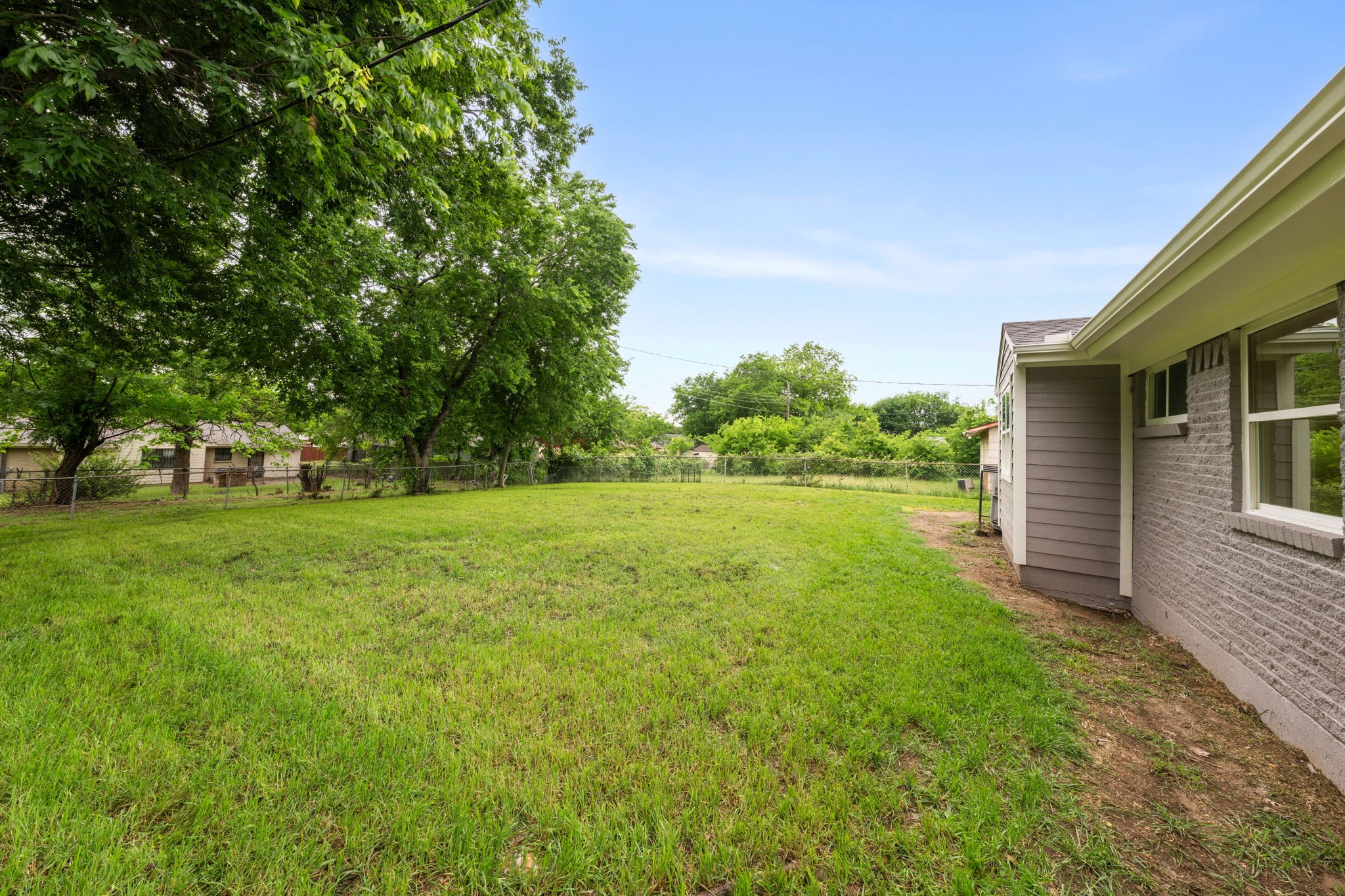3842 Soft Wind Drive Dallas TX 75241