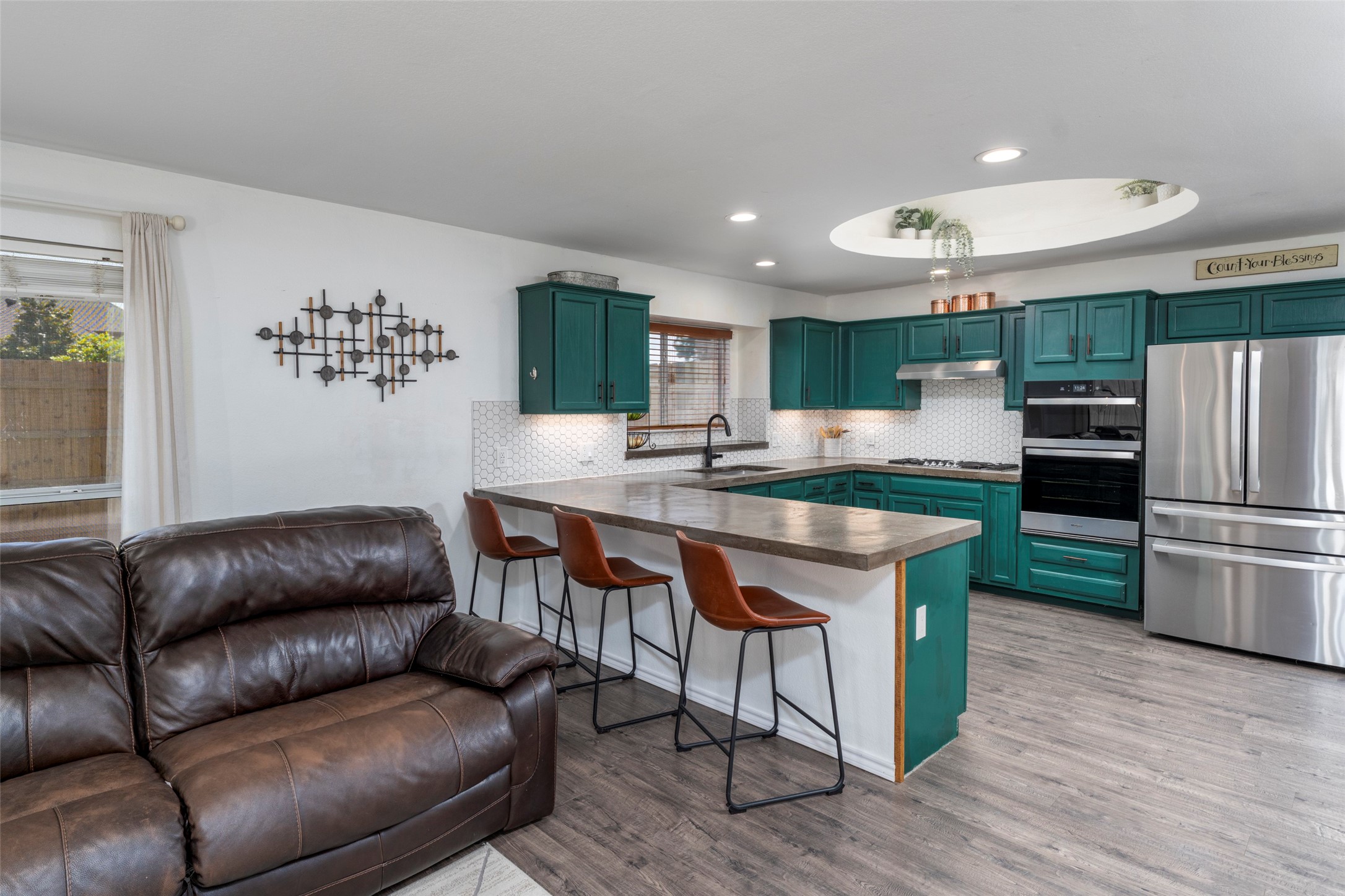 2802 Garden Oaks Place Grand Prairie TX 75052