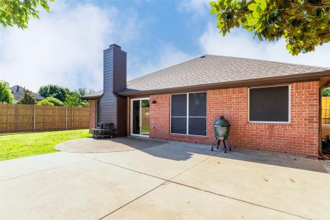 2802 Garden Oaks Place Grand Prairie TX 75052