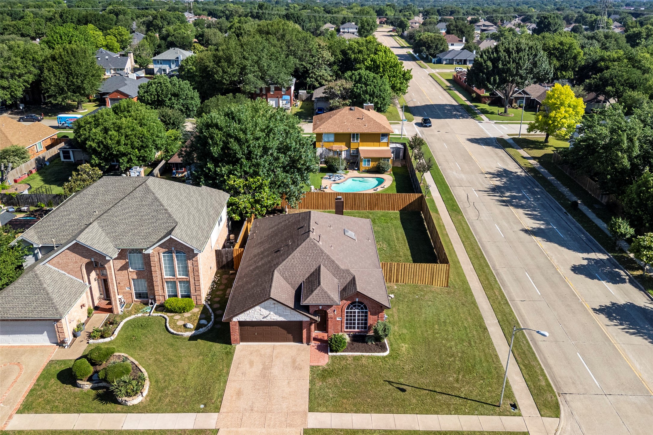 2802 Garden Oaks Place Grand Prairie TX 75052