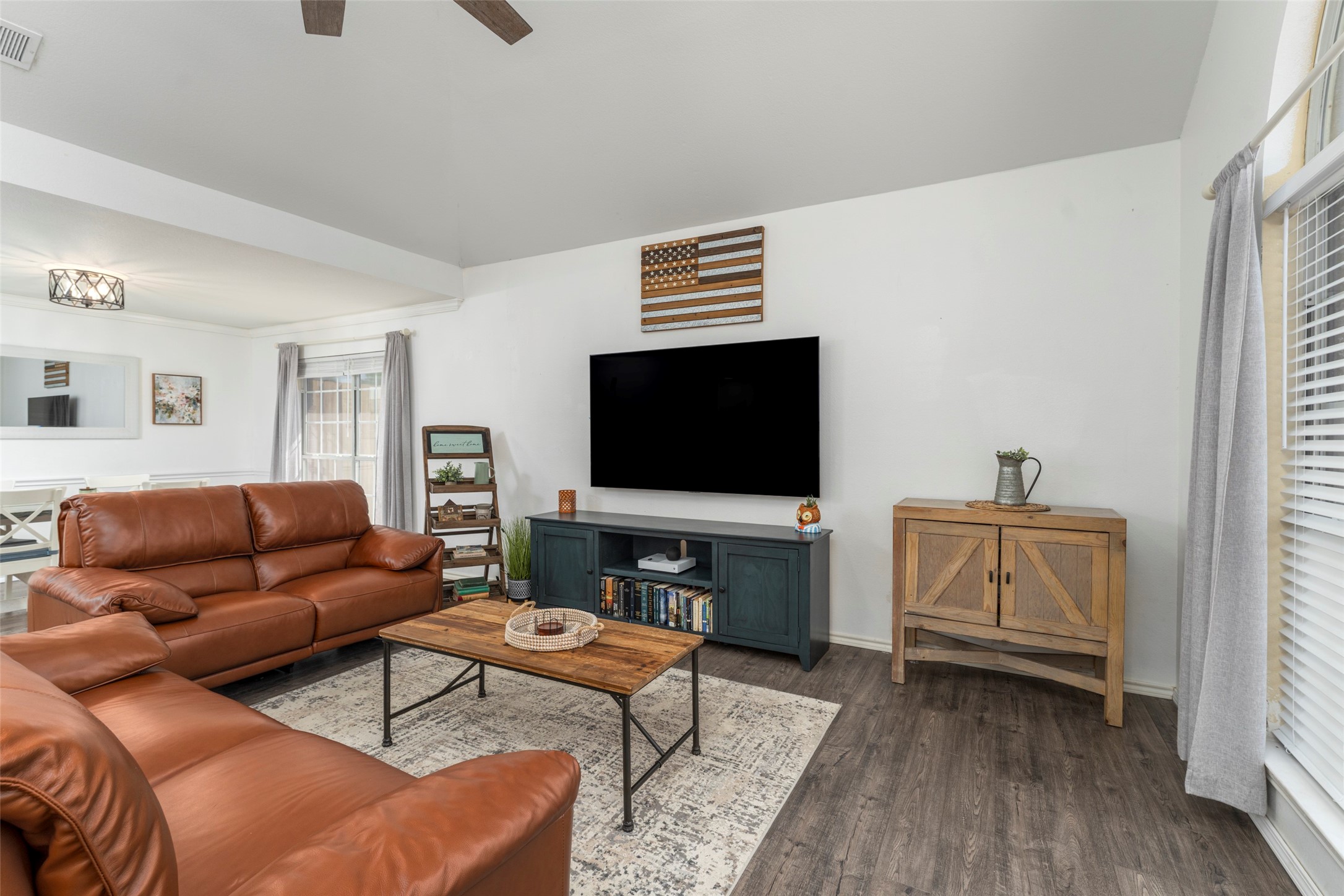 2802 Garden Oaks Place Grand Prairie TX 75052