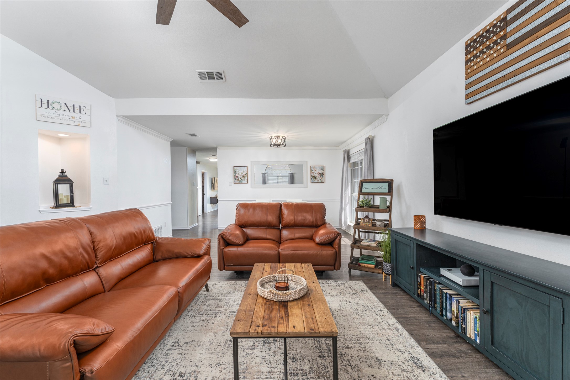 2802 Garden Oaks Place Grand Prairie TX 75052