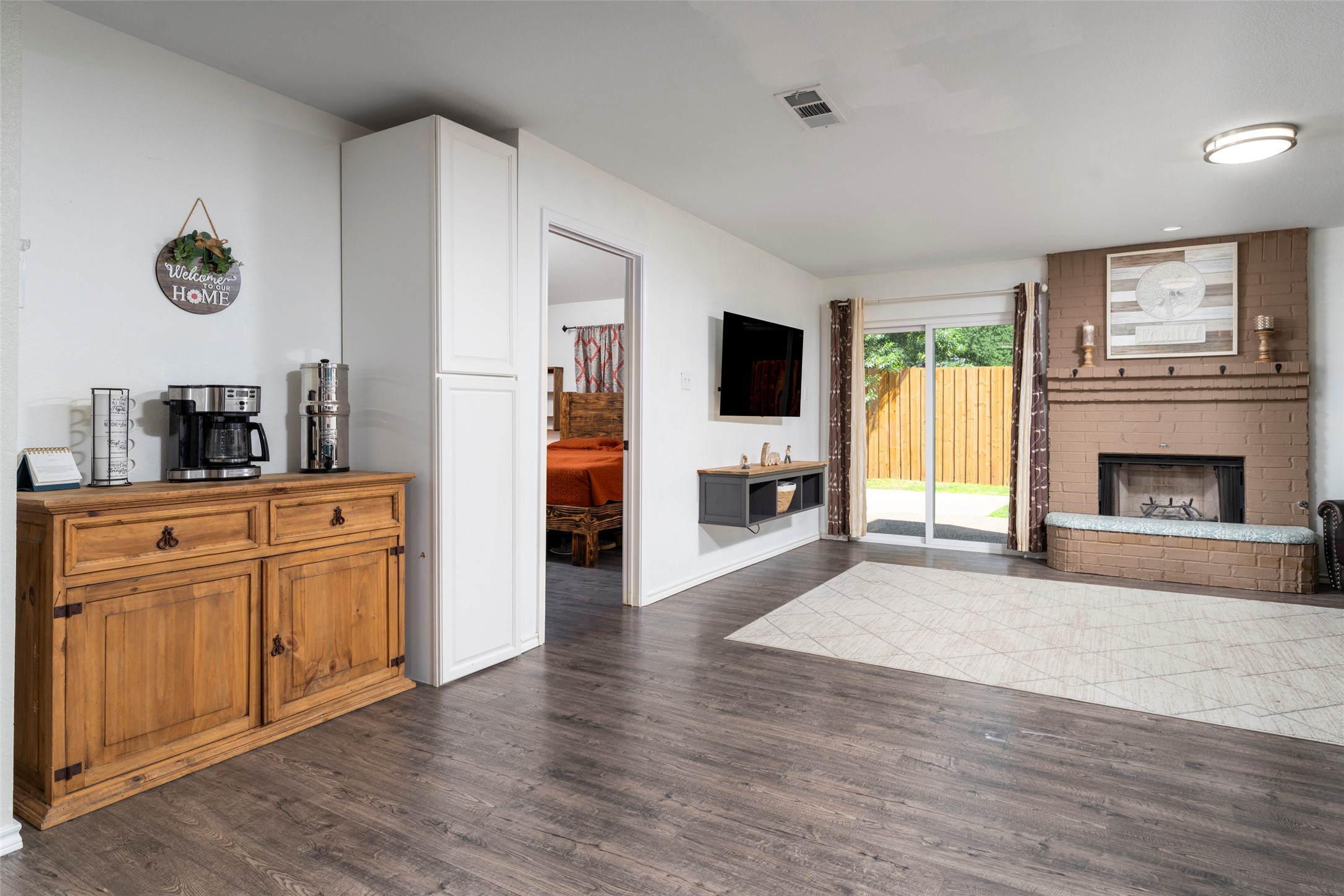 2802 Garden Oaks Place Grand Prairie TX 75052