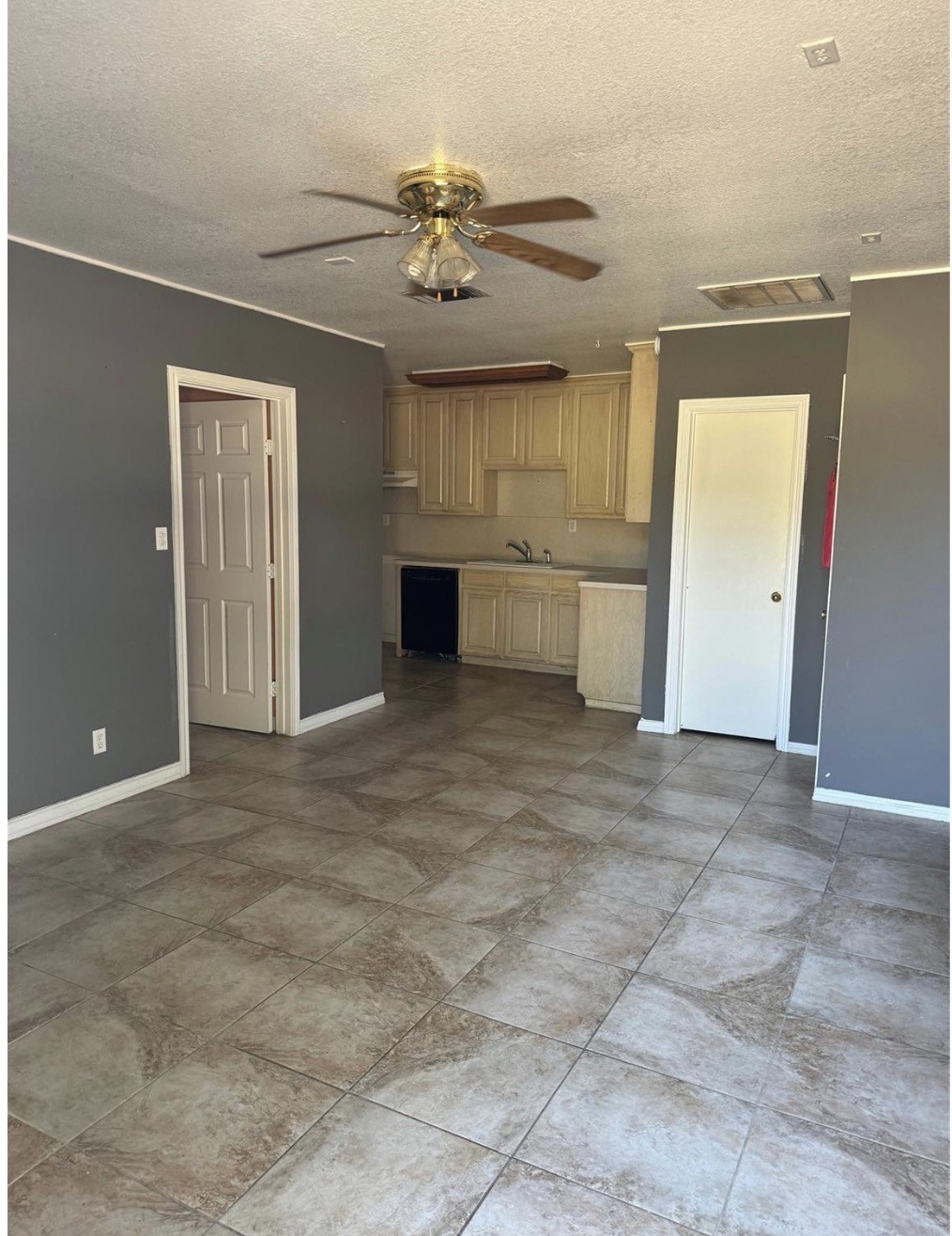 2625 Cheyenne Crowley TX 76036