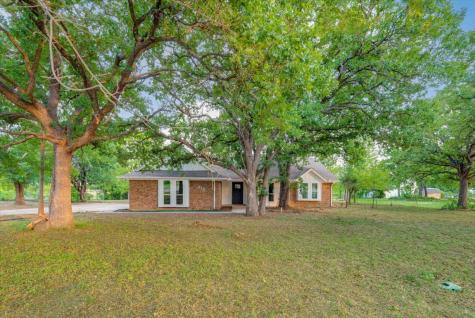 313 Ranchview Court Burleson TX 76028