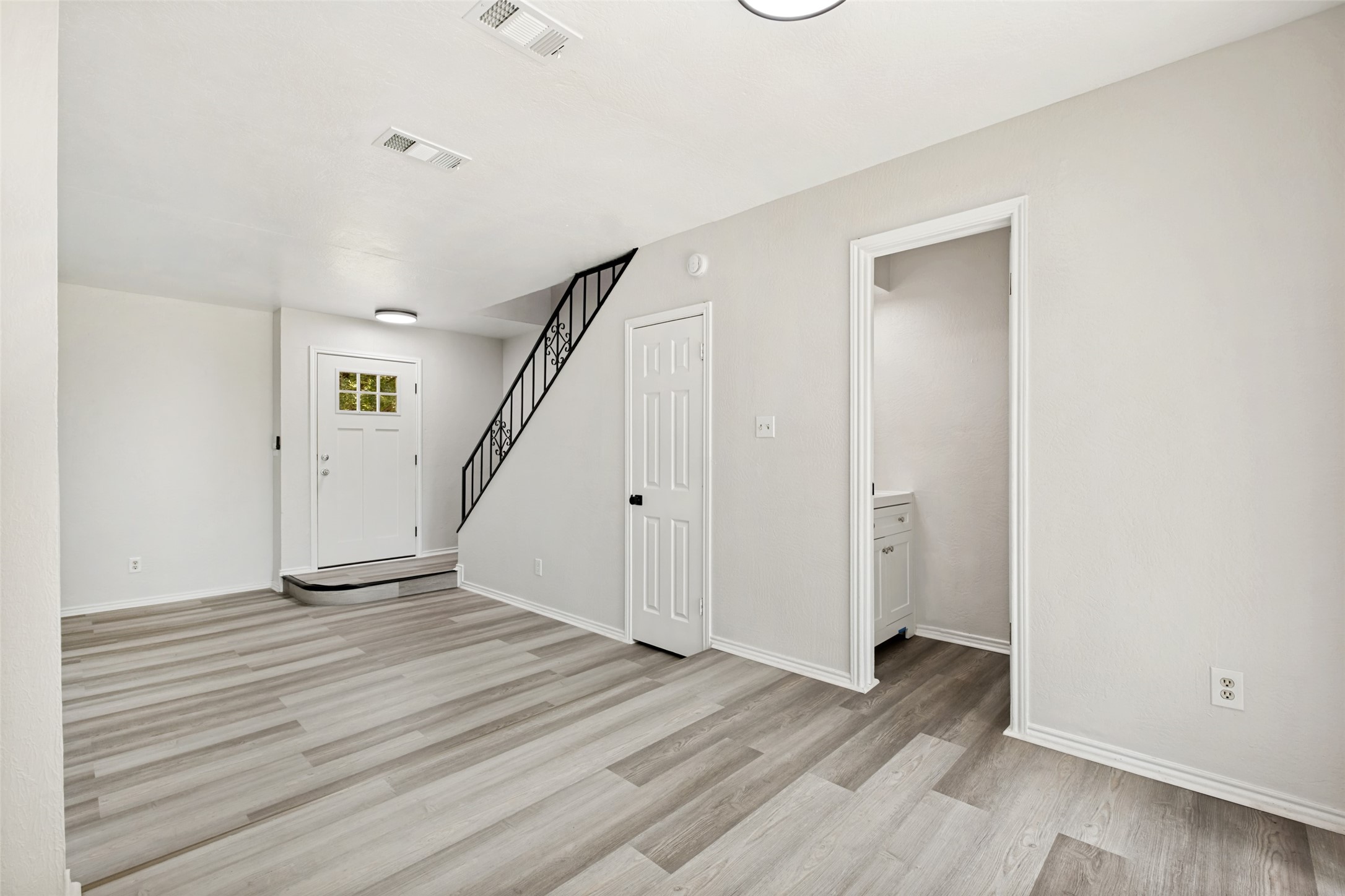 709 N Madison Avenue Dallas TX 75208