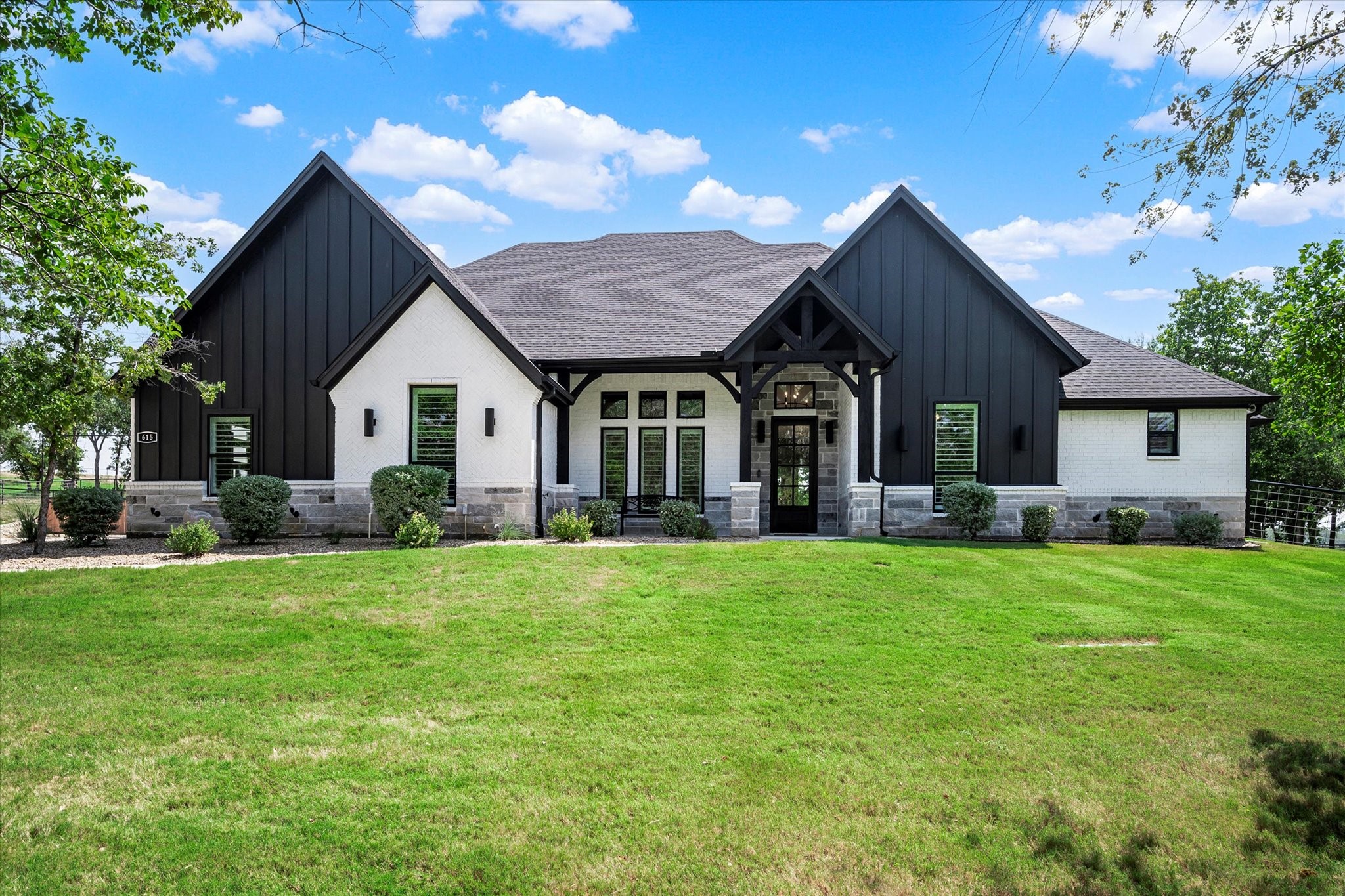 615 Glade Stream Court Azle TX 76020