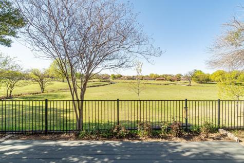 2729 Laurel Oaks Drive Garland TX 75044