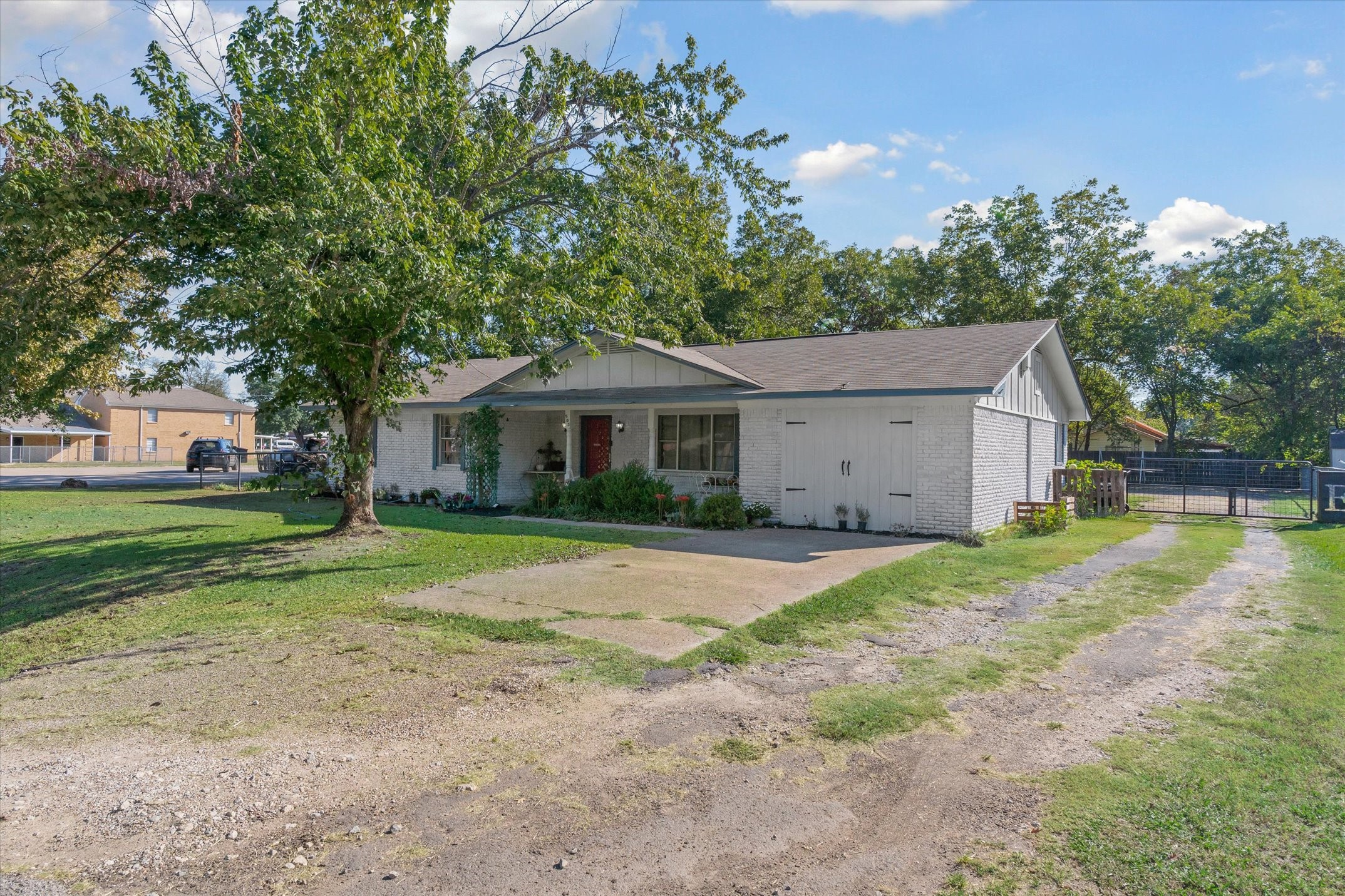 503 S Houston Street Edgewood TX 75117