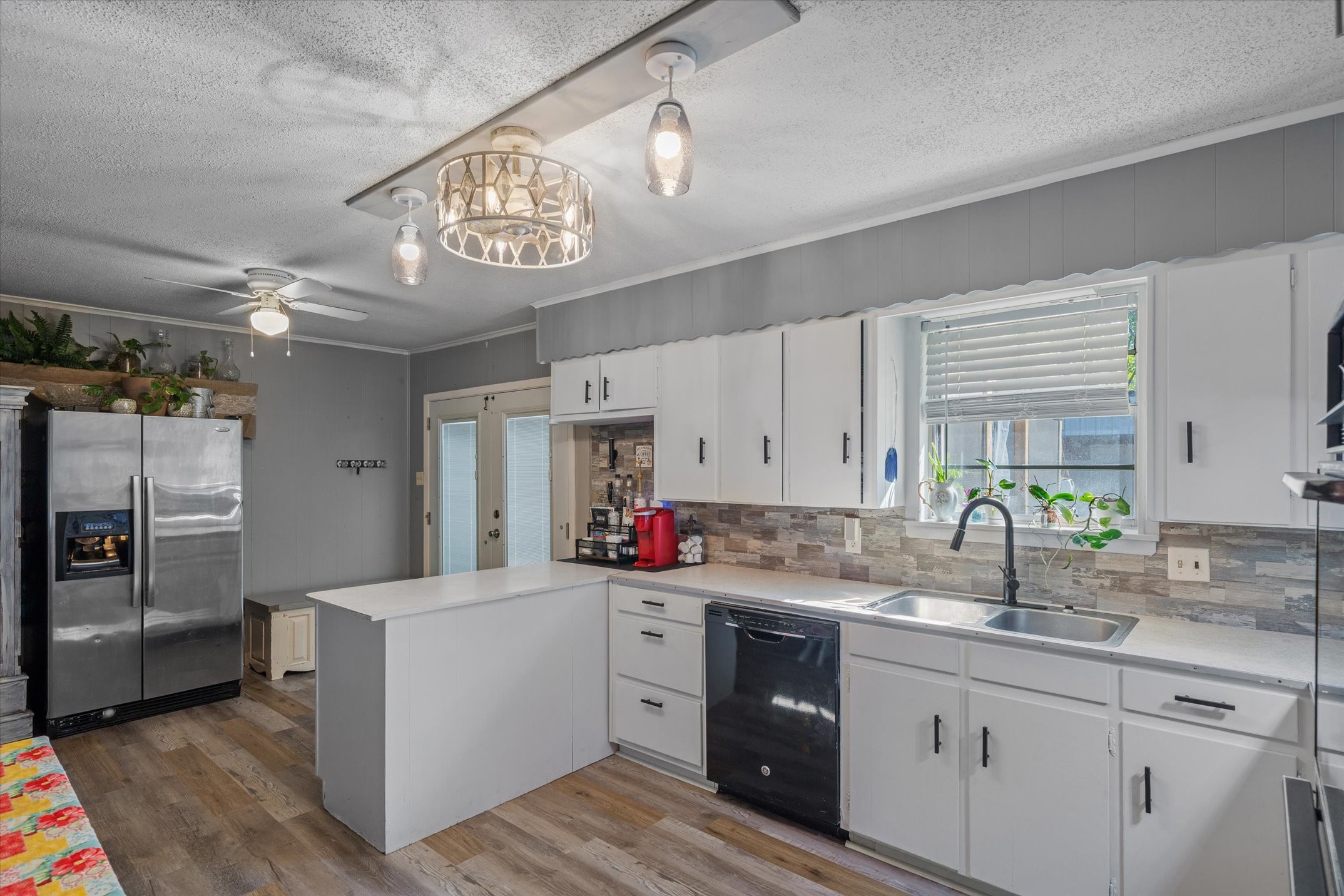 503 S Houston Street Edgewood TX 75117