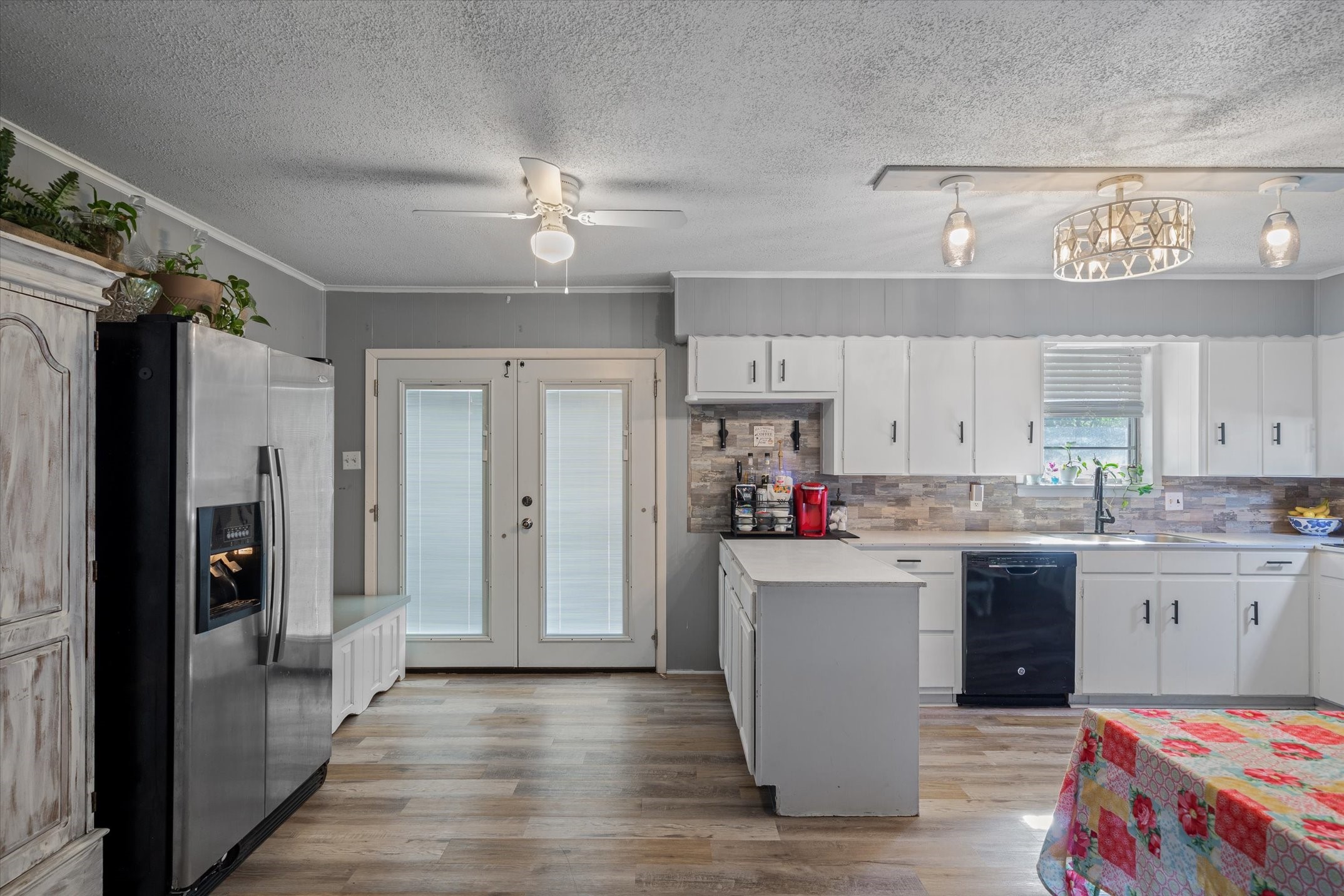 503 S Houston Street Edgewood TX 75117