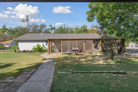 503 S Houston Street Edgewood TX 75117