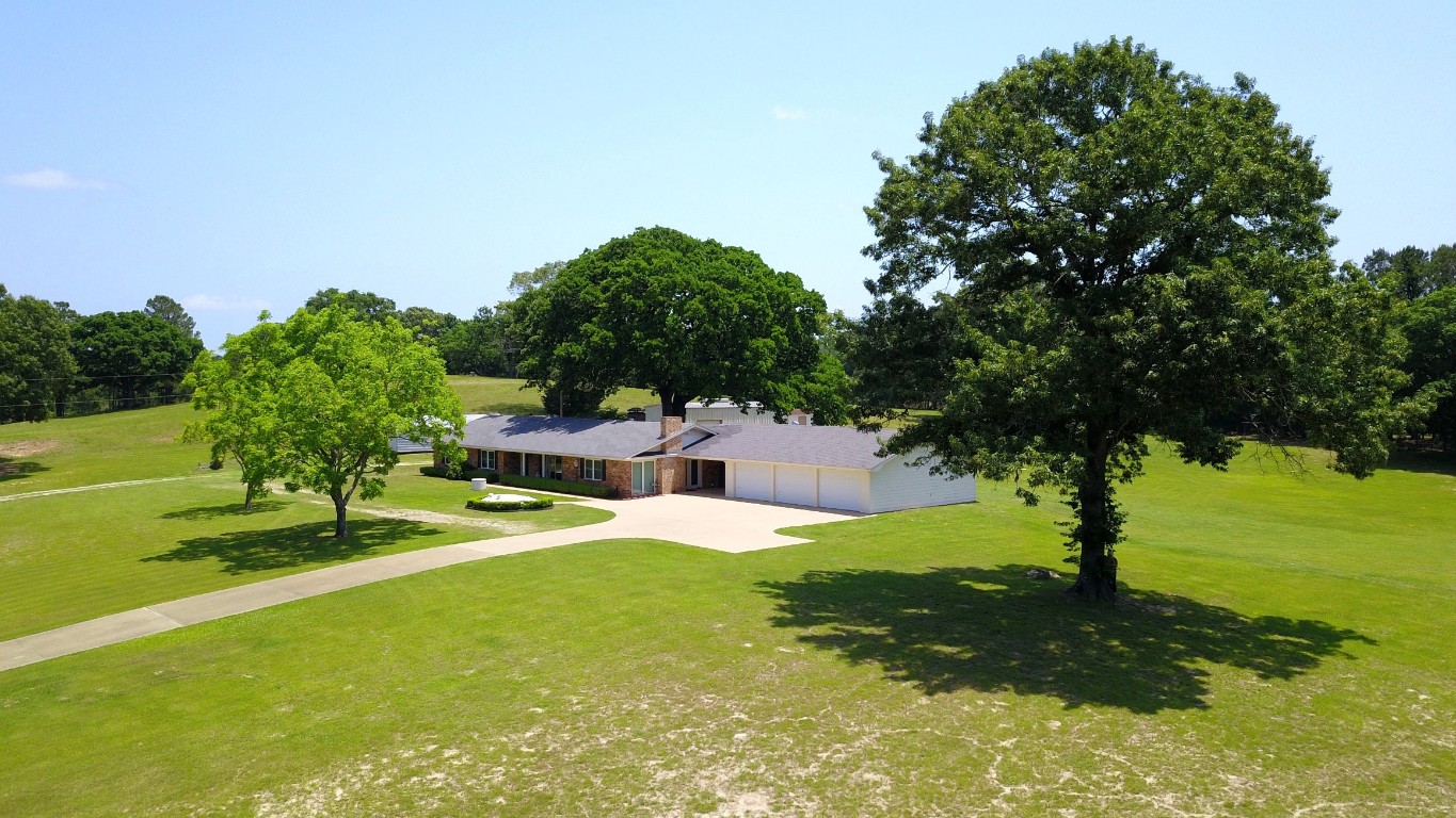 3662 An County Road 359 Palestine TX 75803