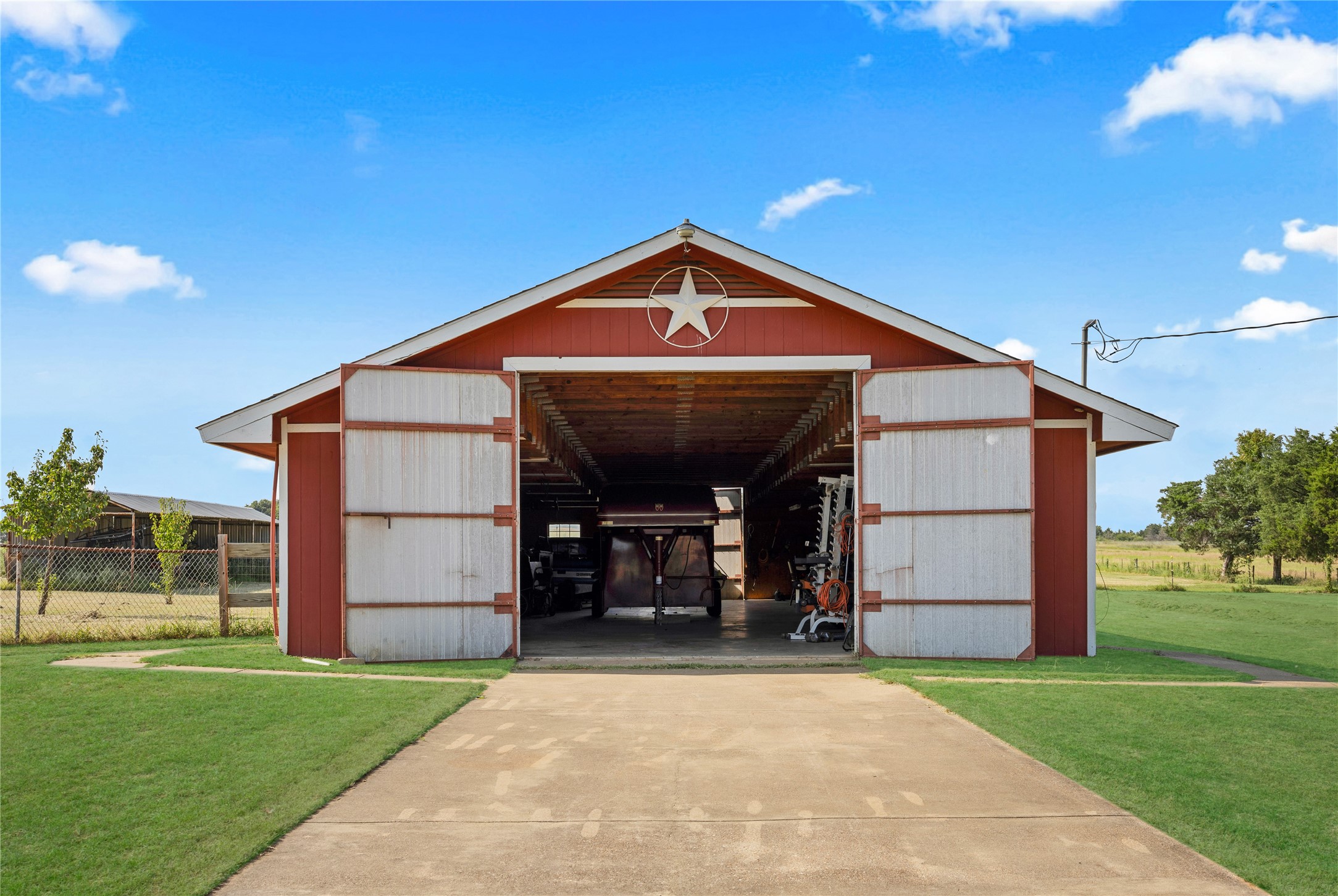 4425 County Road 711 Cleburne TX 76031