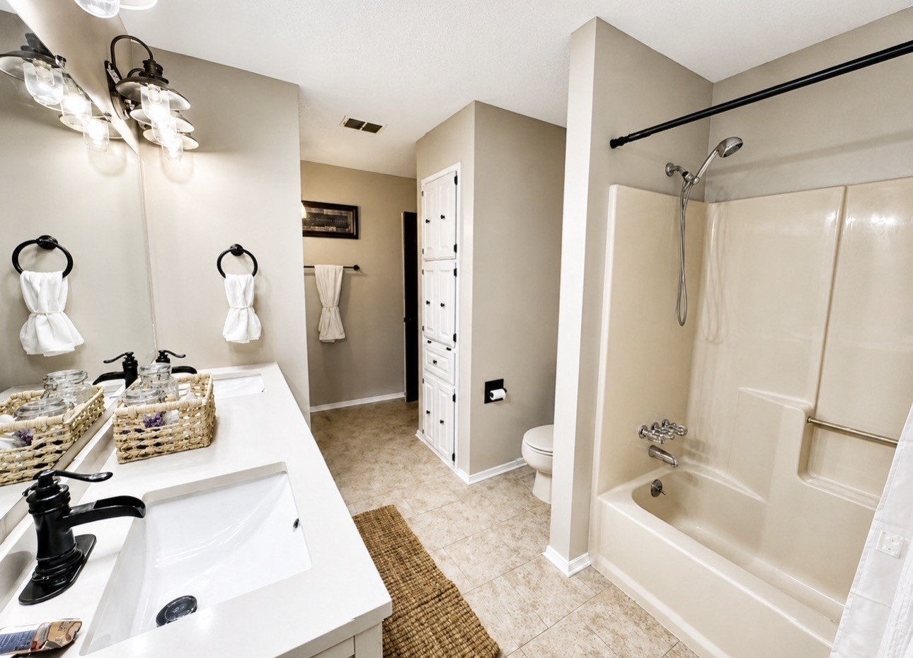 2202 Carriage Estates Road Sherman TX 75092