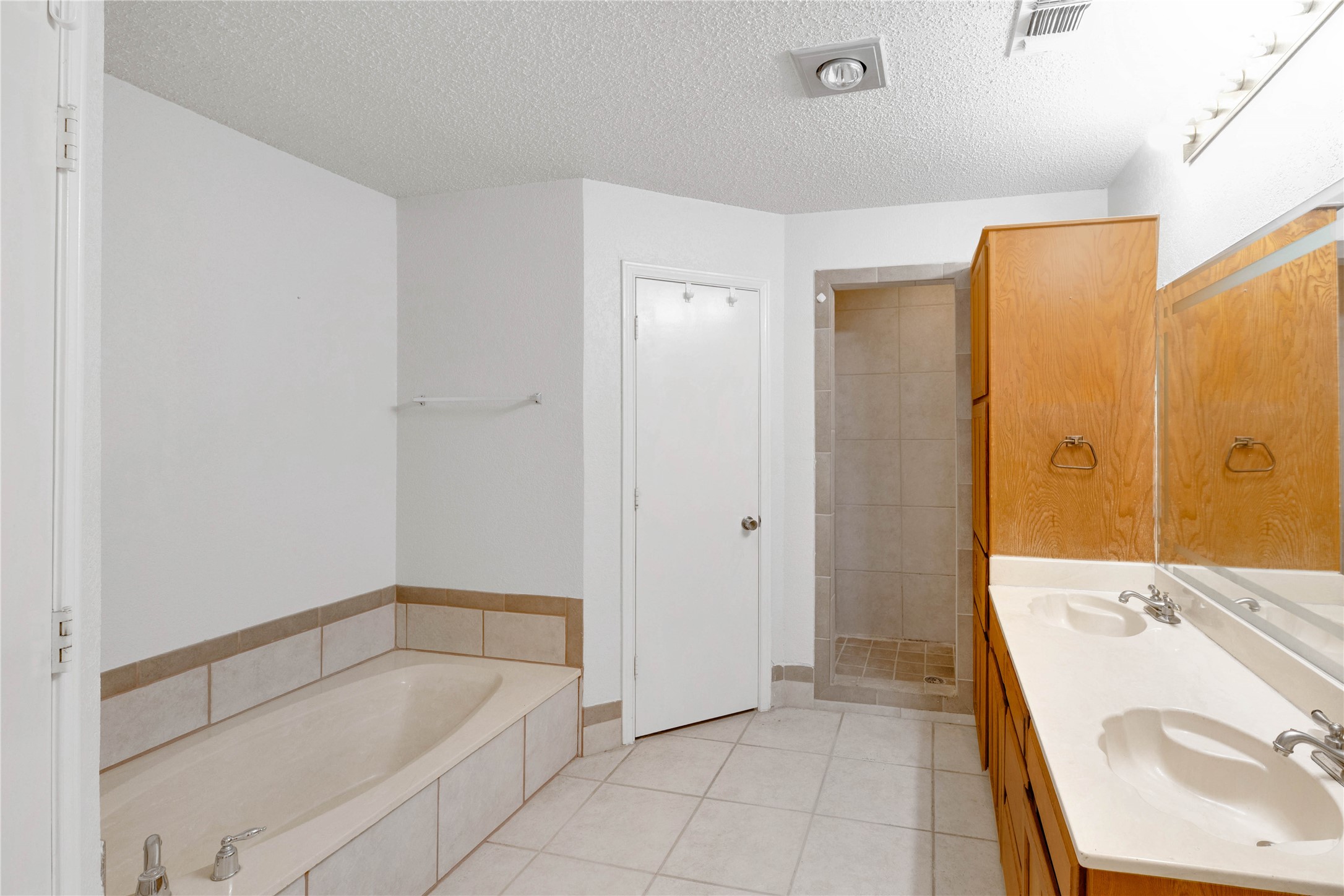 5644 Guadalajara Drive North Richland Hills TX 76180