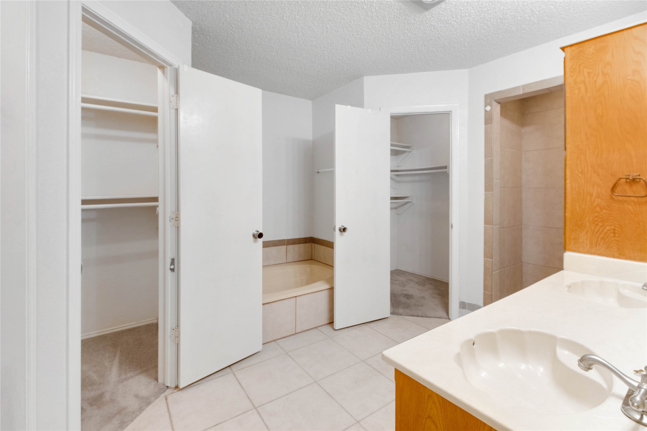 5644 Guadalajara Drive North Richland Hills TX 76180