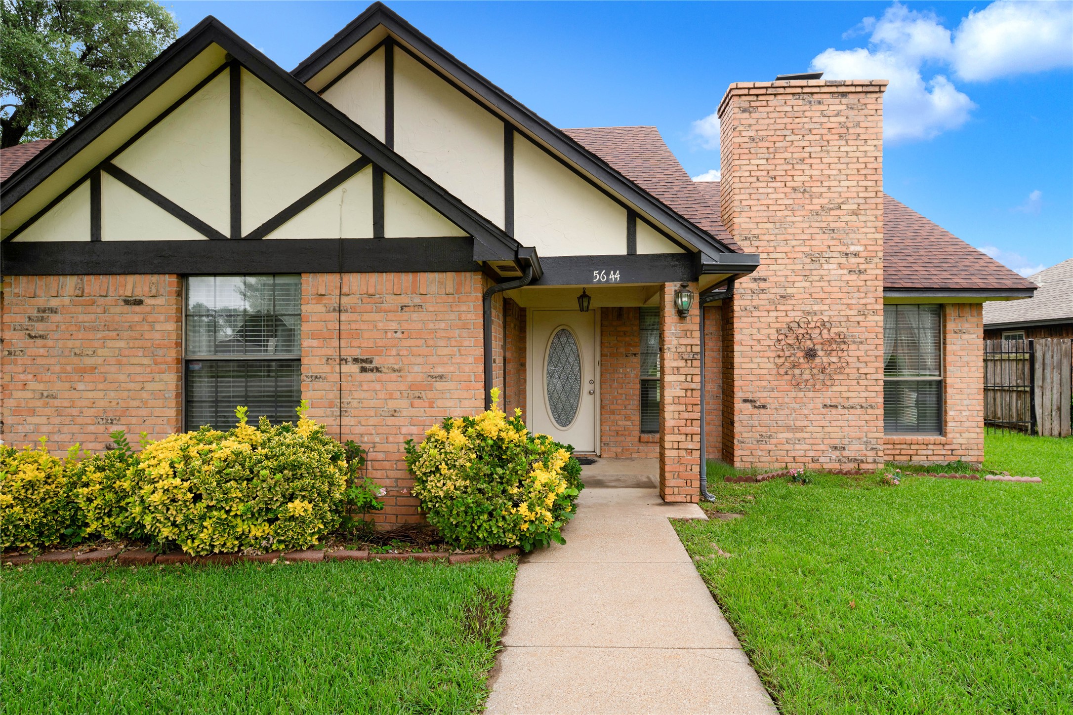 5644 Guadalajara Drive North Richland Hills TX 76180