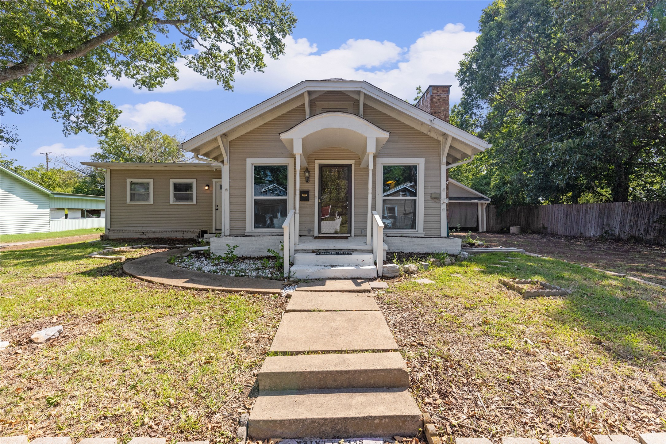 1005 Jernigan Street Commerce TX 75428
