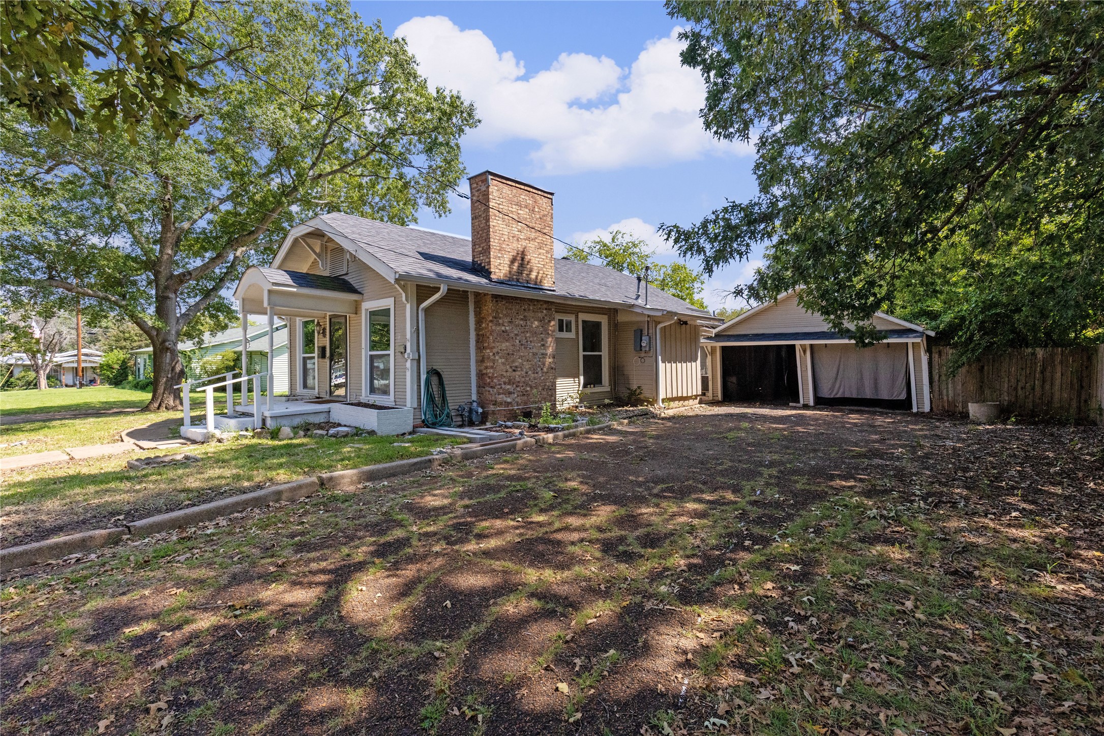1005 Jernigan Street Commerce TX 75428
