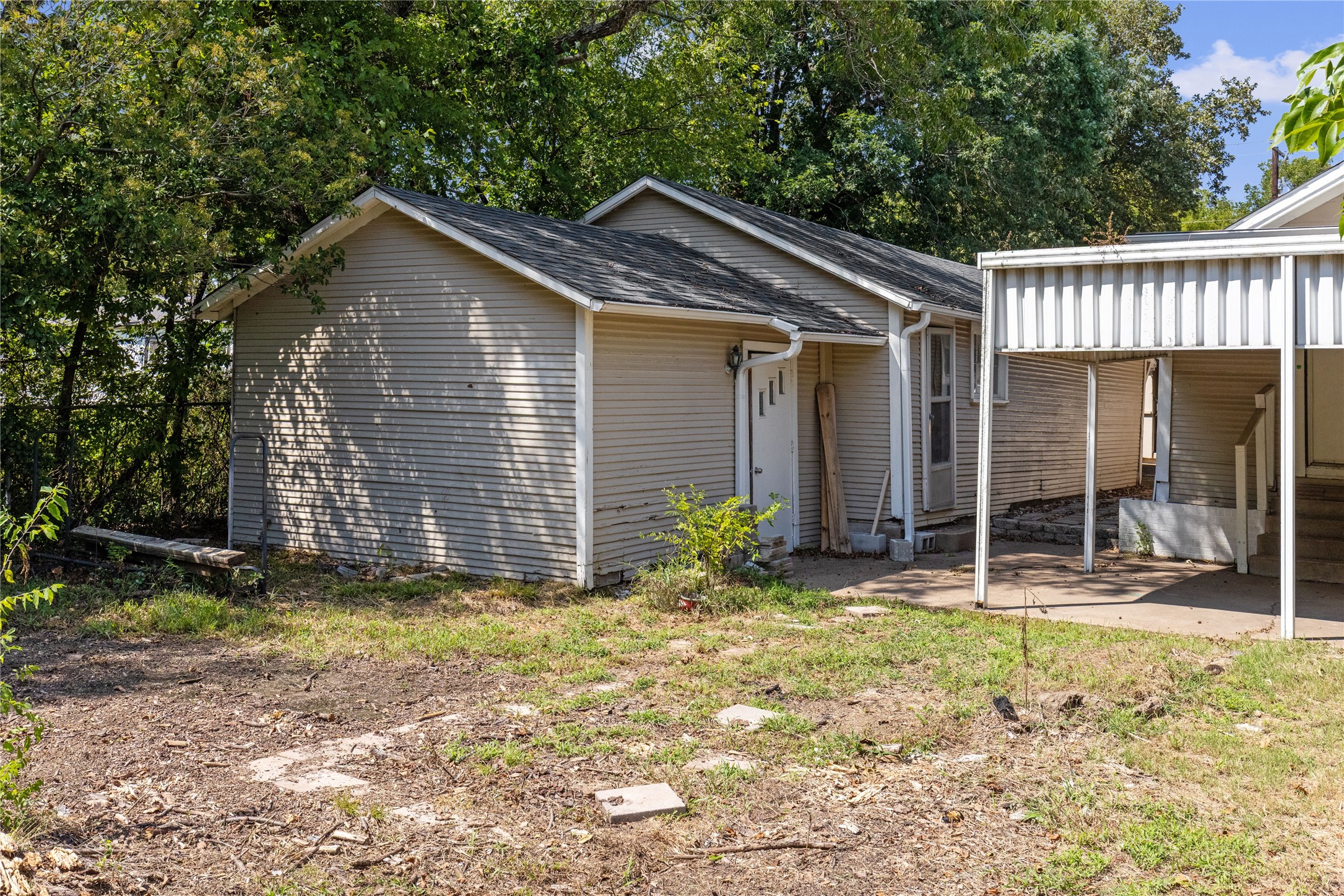 1005 Jernigan Street Commerce TX 75428
