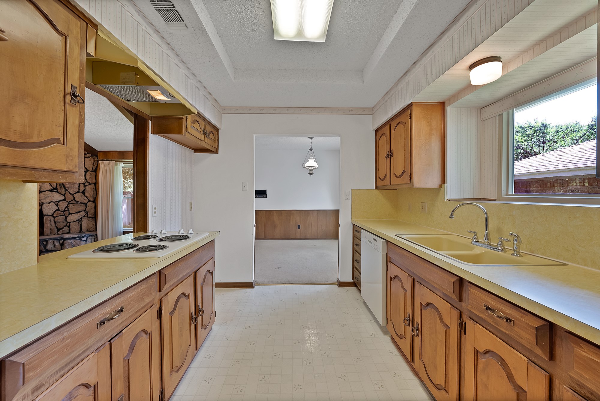 2505 Ironwood Court Arlington TX 76016