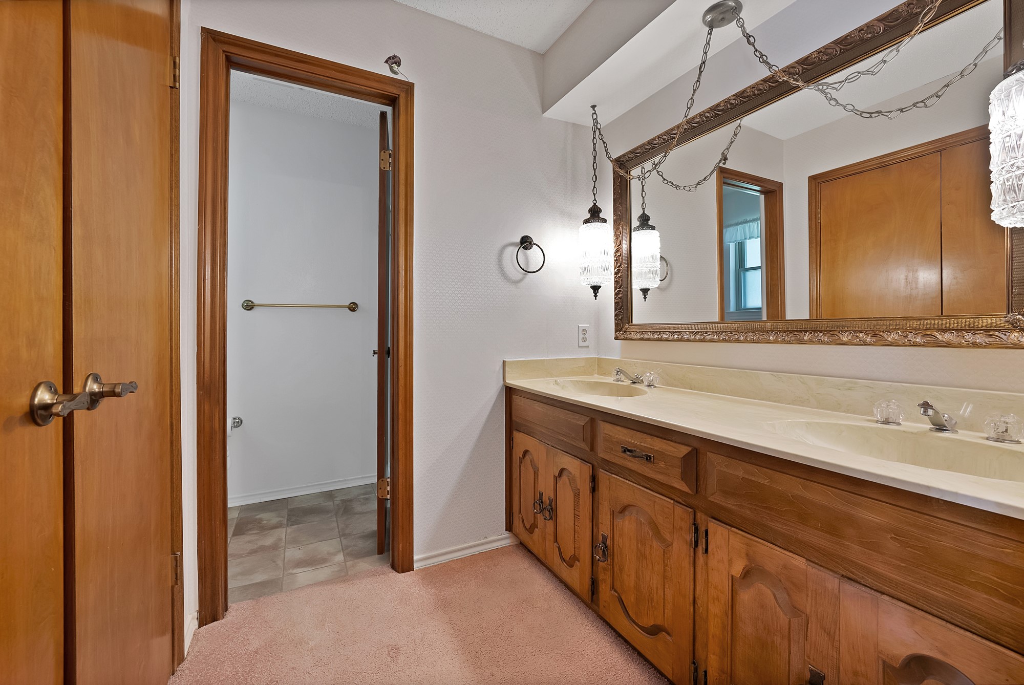 2505 Ironwood Court Arlington TX 76016