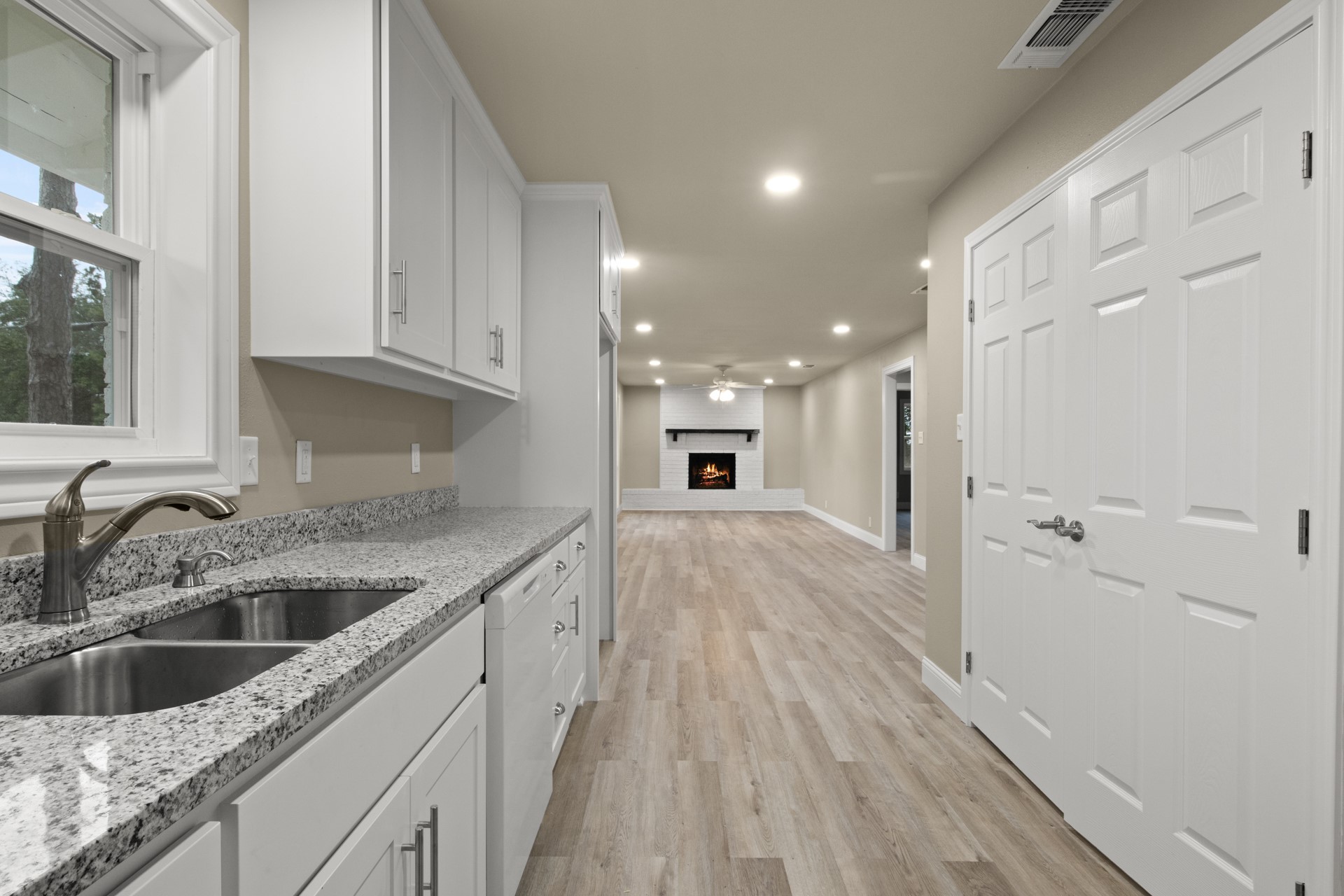 303 Campbell Street Daingerfield TX 75638