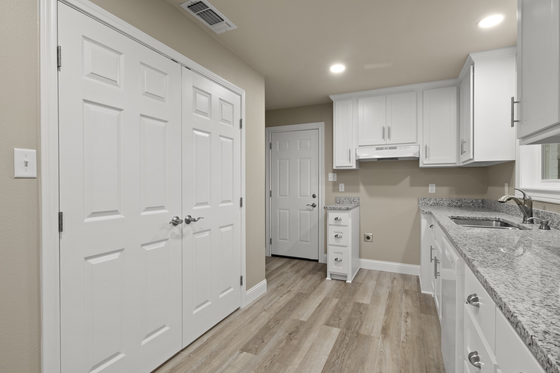 303 Campbell Street Daingerfield TX 75638