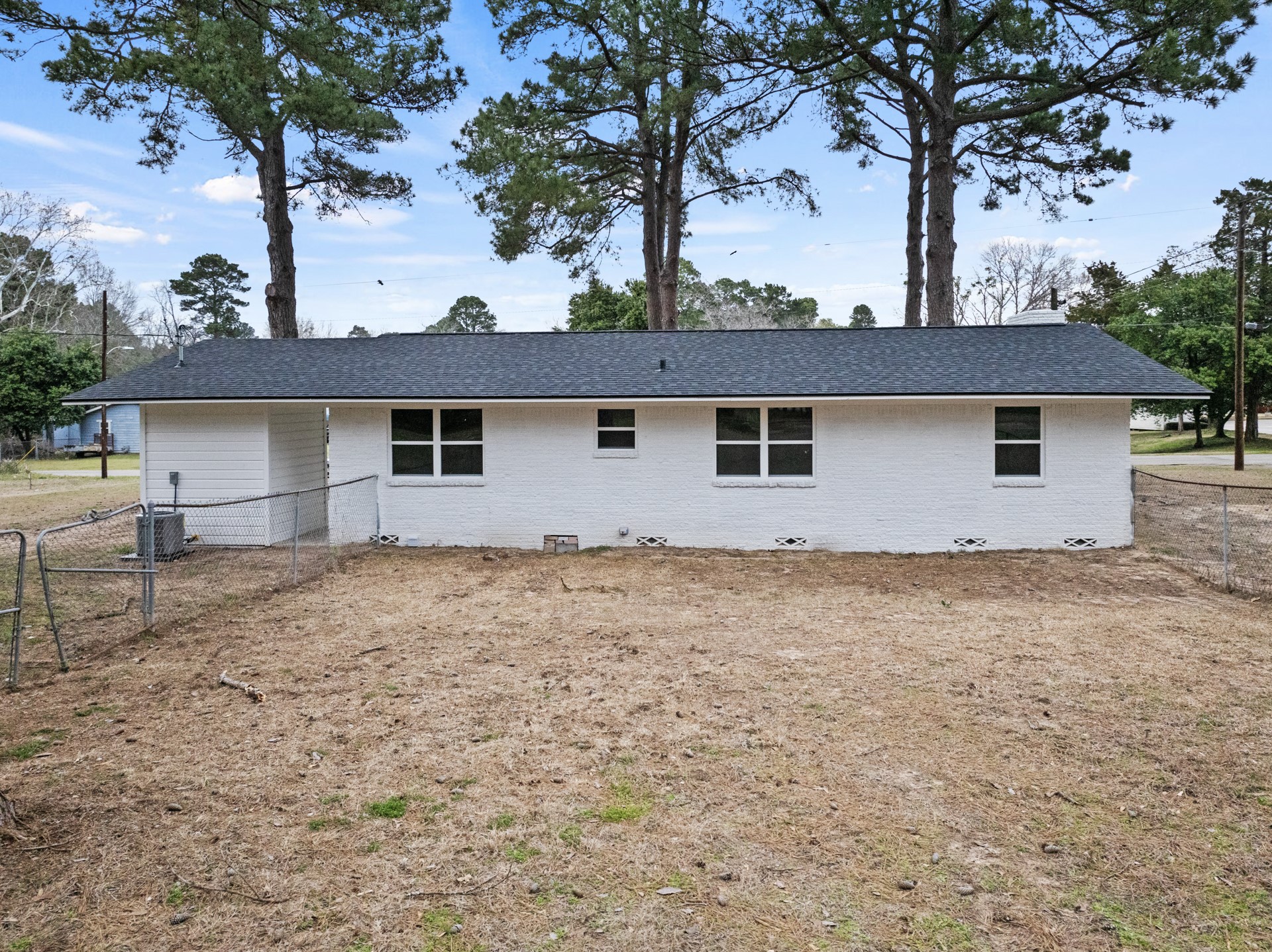 303 Campbell Street Daingerfield TX 75638