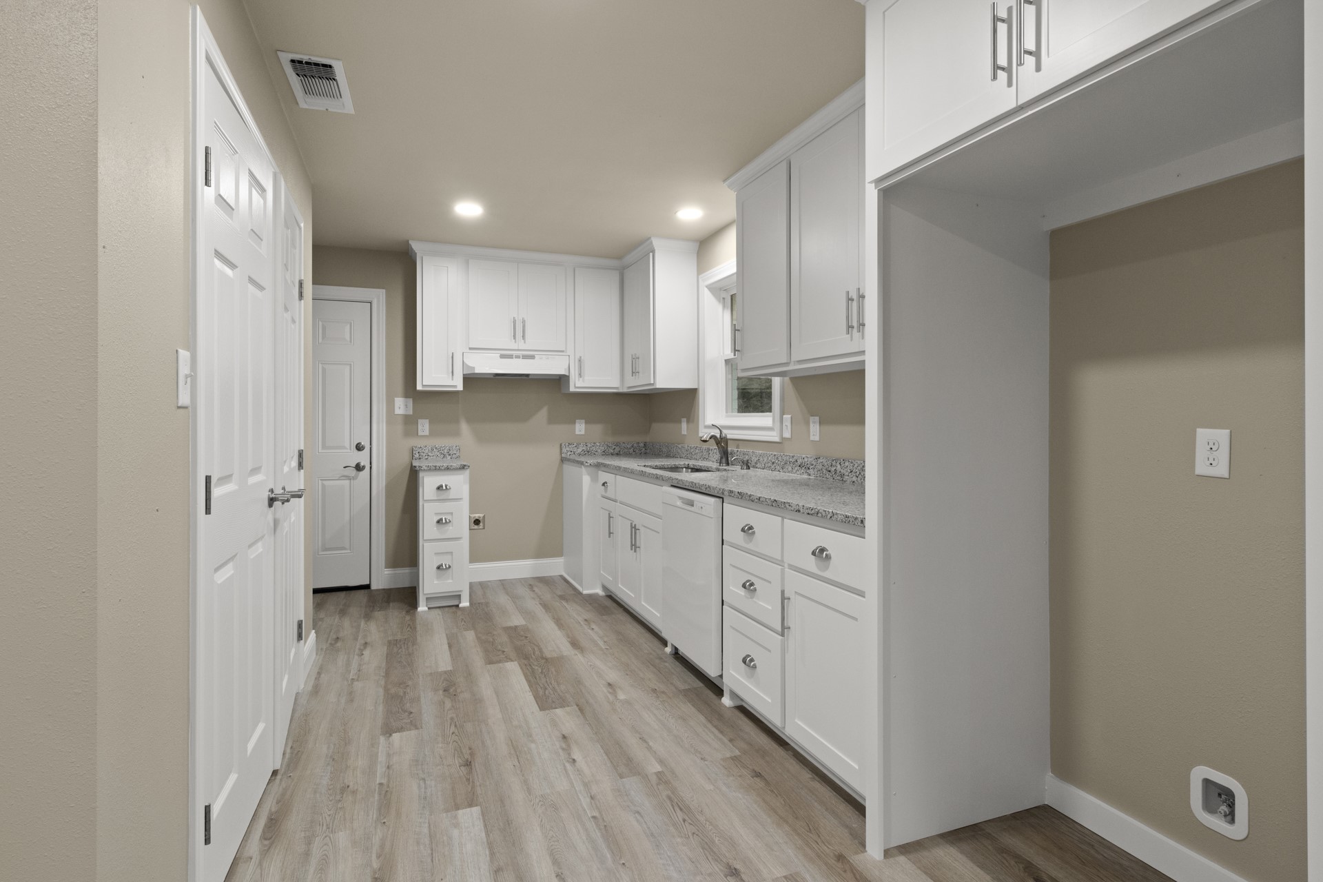 303 Campbell Street Daingerfield TX 75638