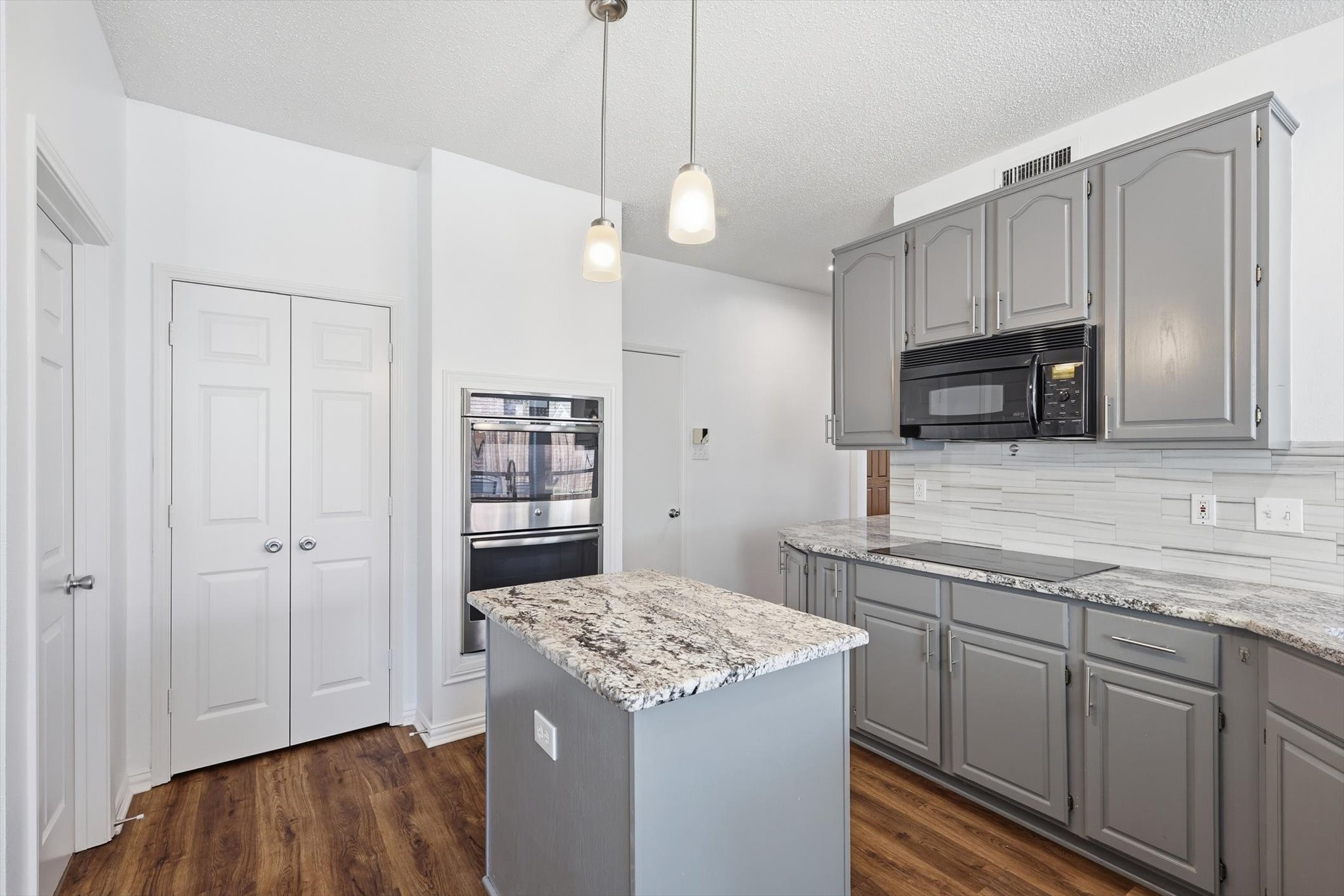 1736 Forest Glen Drive Flower Mound TX 75028