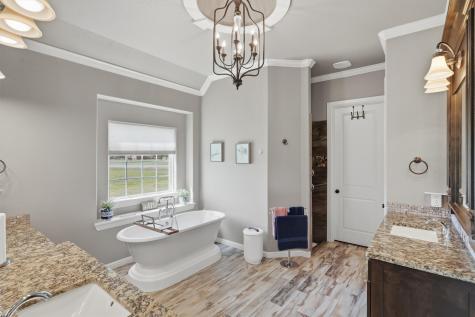 1201 E Iberian Court Granbury TX 76048