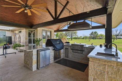 1201 E Iberian Court Granbury TX 76048