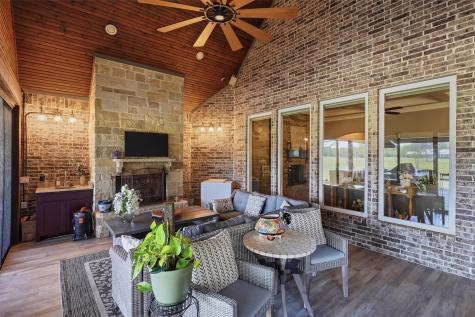 1201 E Iberian Court Granbury TX 76048