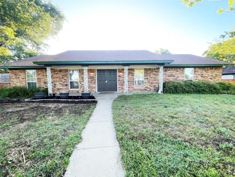 5528 Woodland Hills Drive Denton TX 76208
