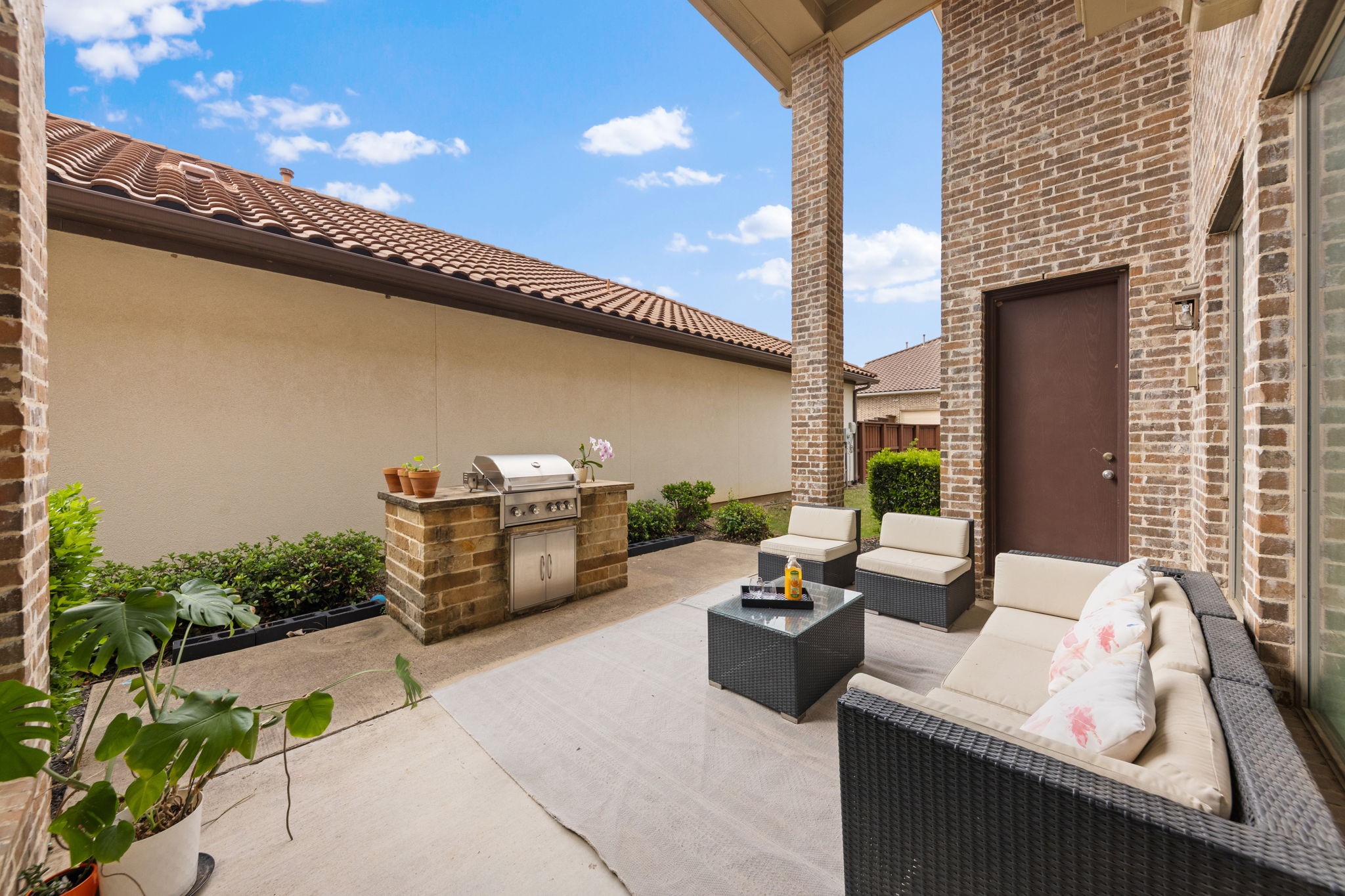 7011 Nueces Drive Irving TX 75039