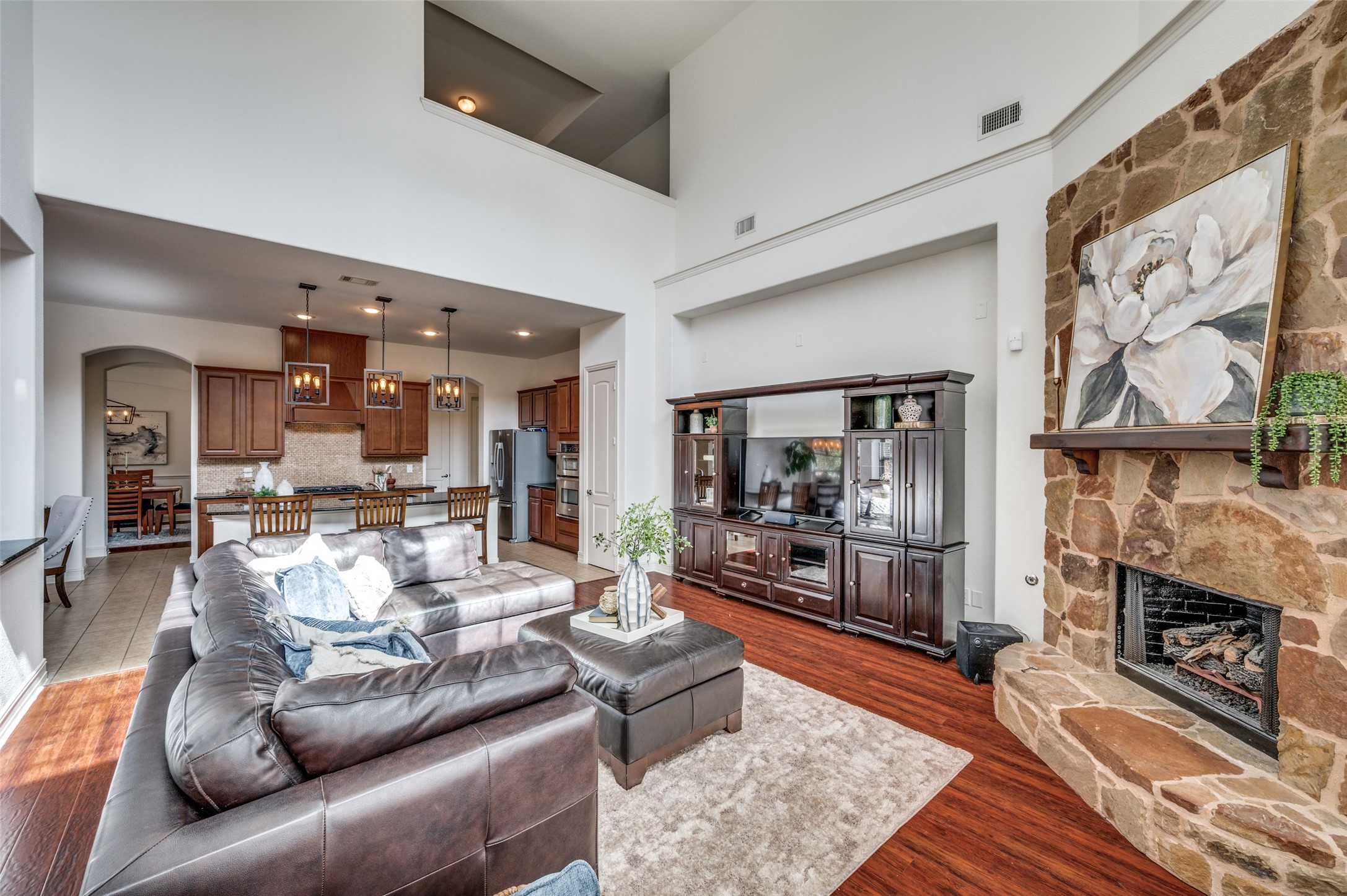 512 Castlewood Drive Mckinney TX 75071