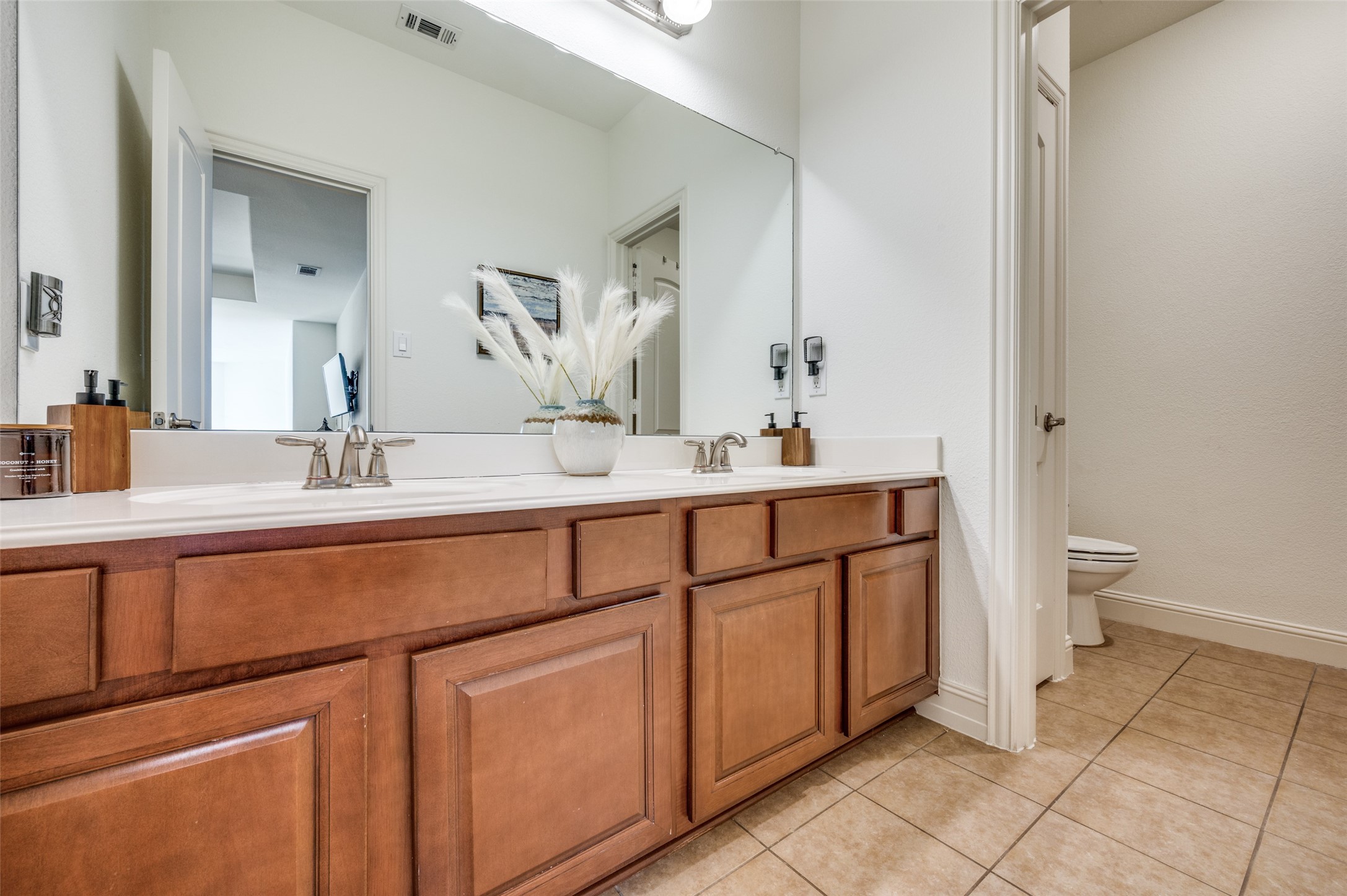 512 Castlewood Drive Mckinney TX 75071