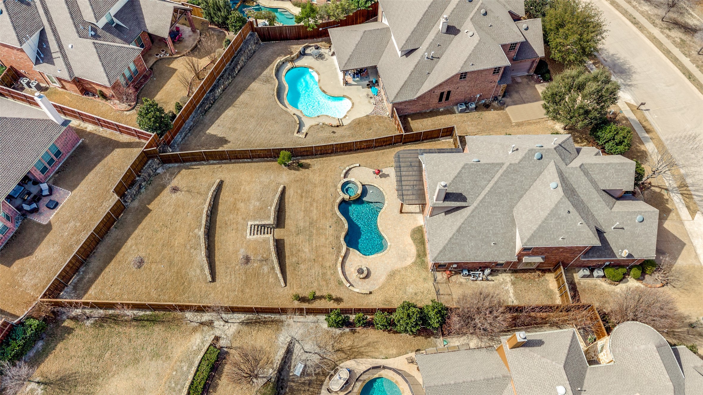 512 Castlewood Drive Mckinney TX 75071