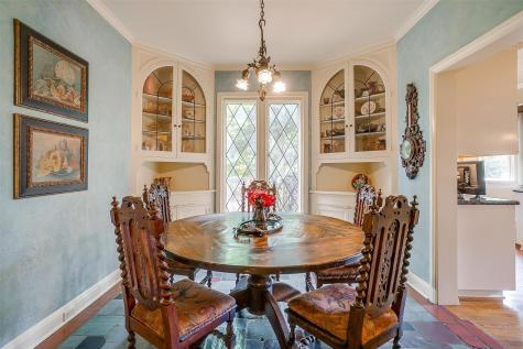 2424 Medford Court W Fort Worth TX 76109