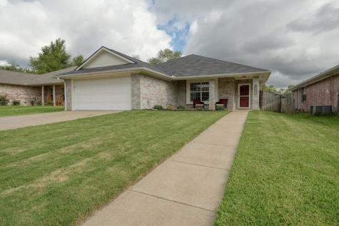 7022 La Hacienda Drive Flint TX 75762