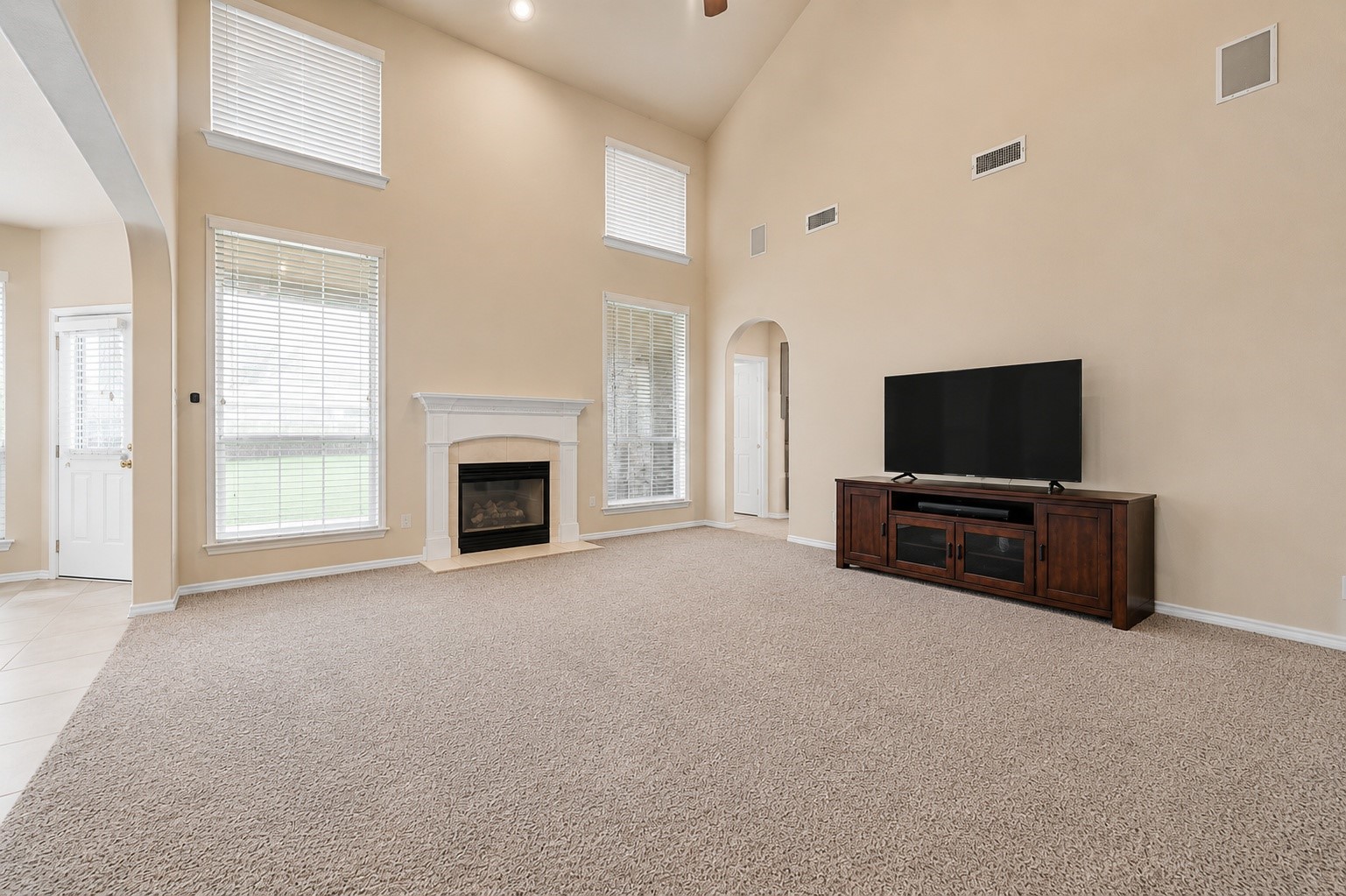 1300 Bellingham Circle Glenn Heights TX 75154