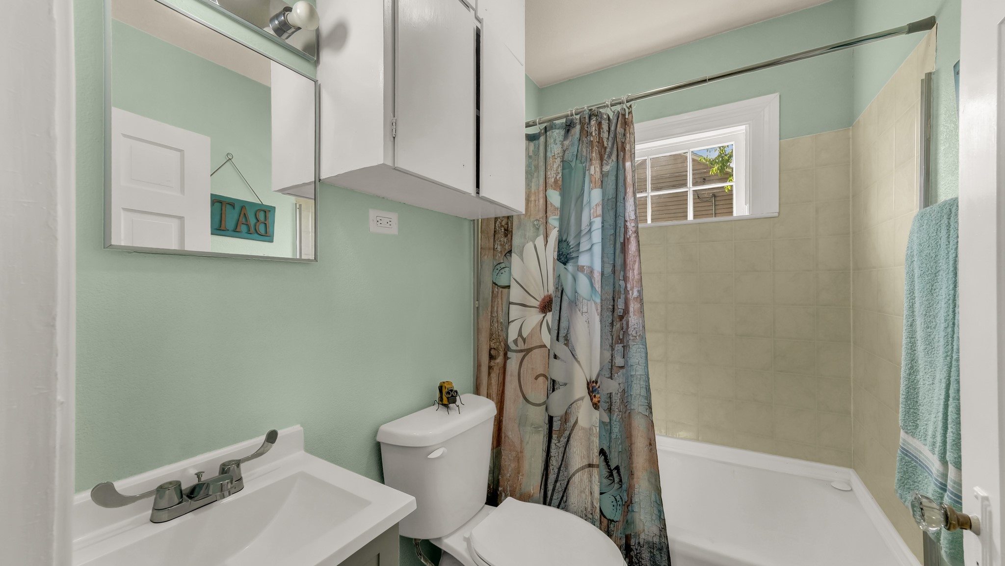 1715 N Oak Avenue Mineral Wells TX 76067