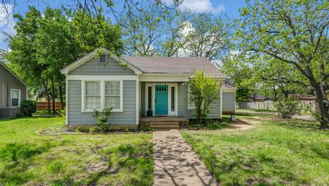 1715 N Oak Avenue Mineral Wells TX 76067