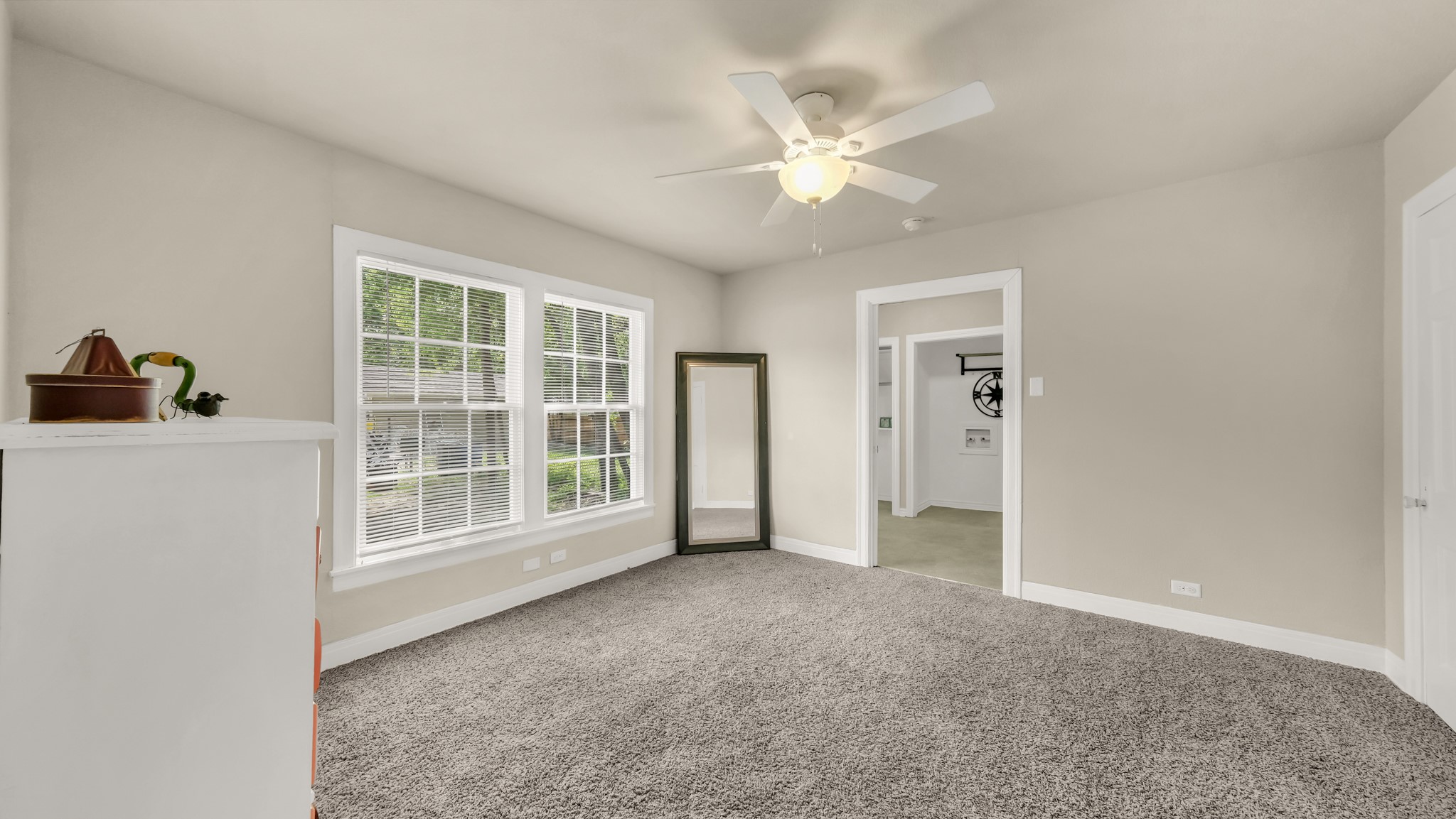 1715 N Oak Avenue Mineral Wells TX 76067